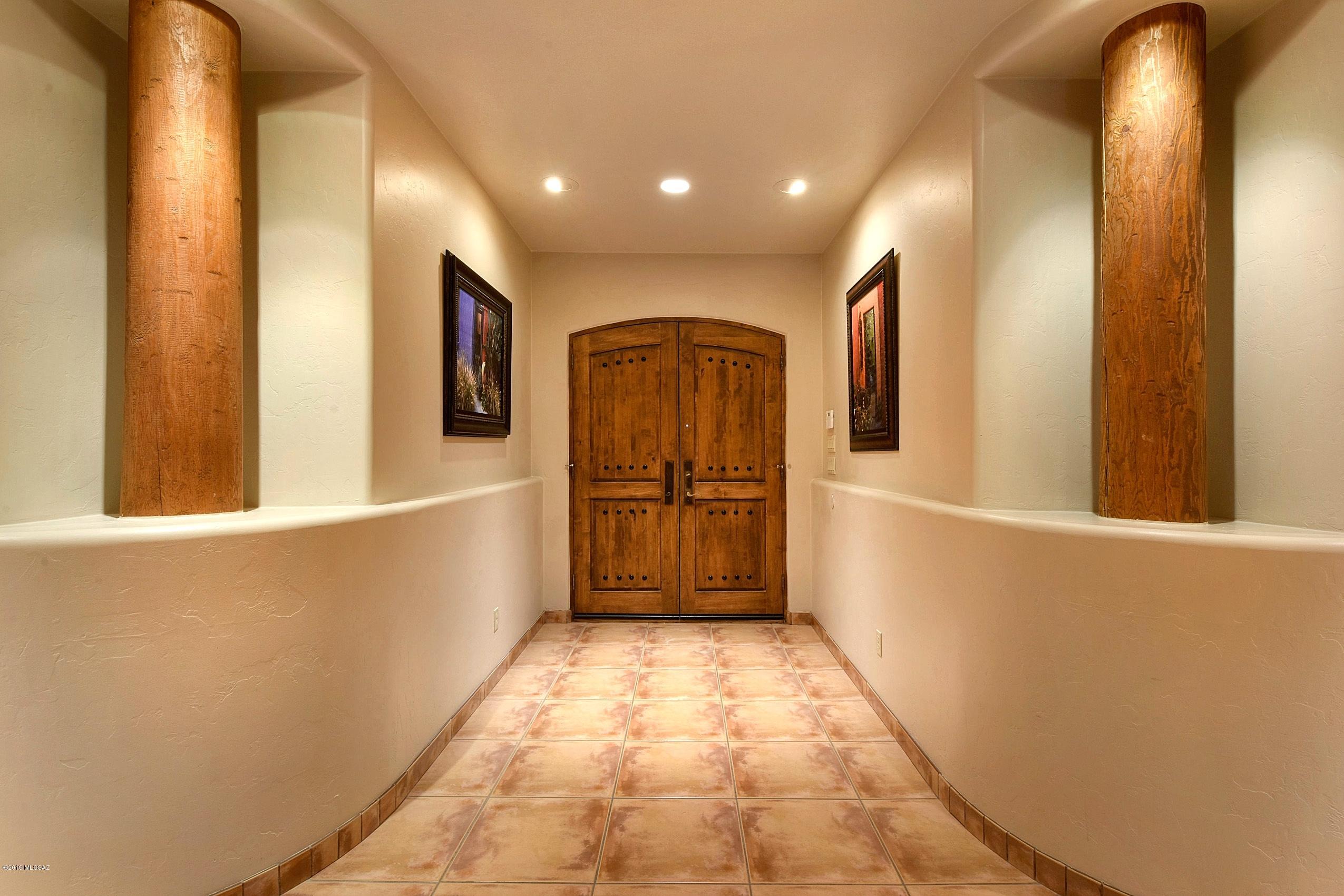 Los Arroyos Del Oeste (1-84) - Residential