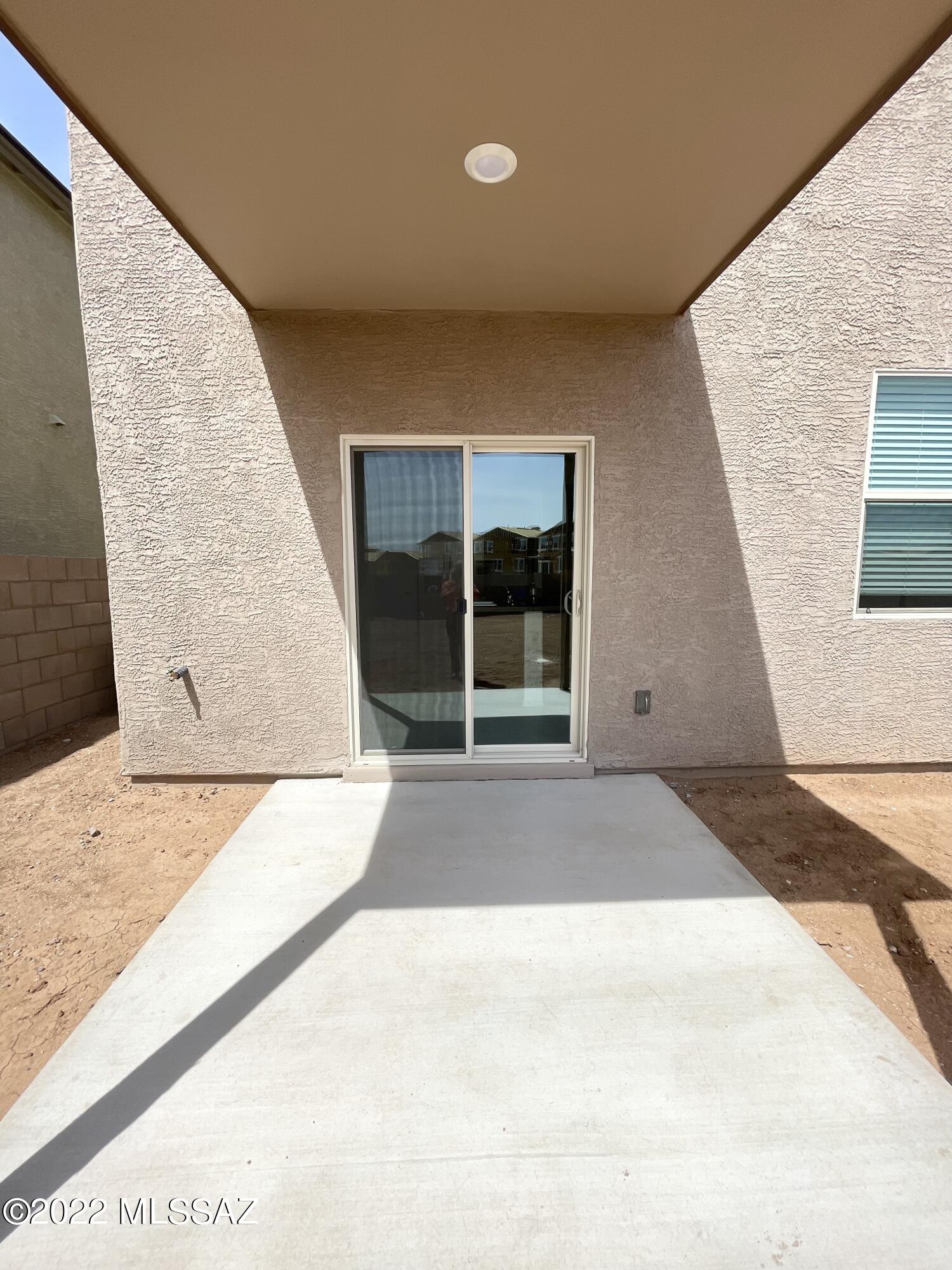 Valencia - Residential Lease