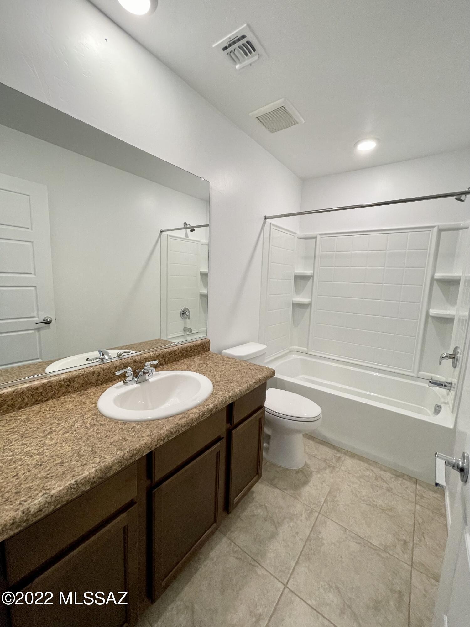 Valencia - Residential Lease