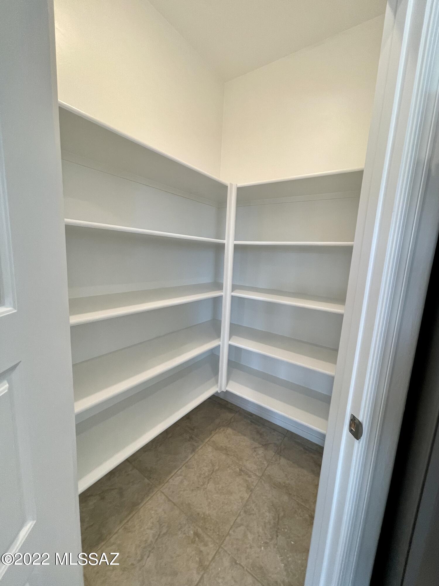 Valencia - Residential Lease