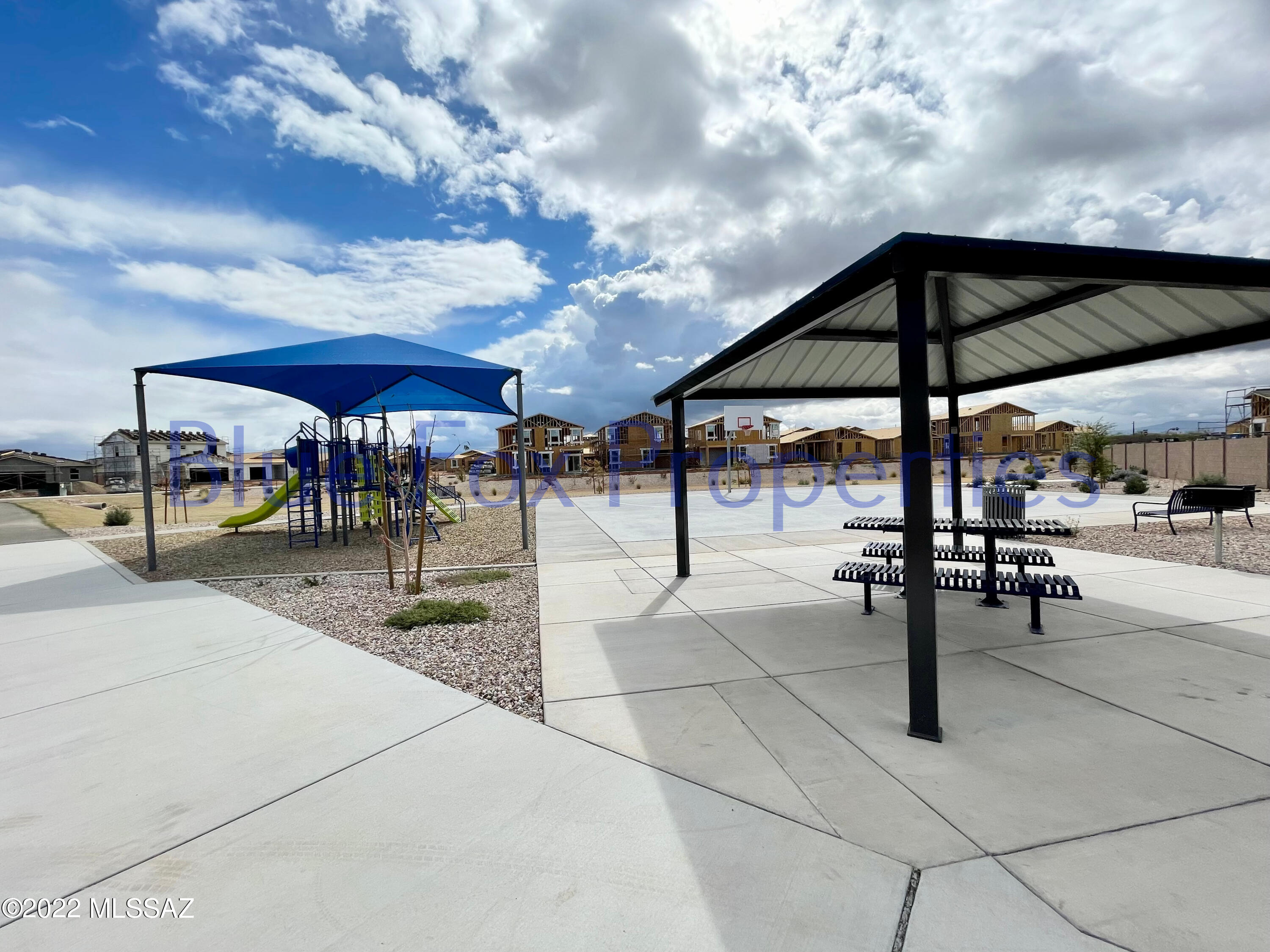 Valencia - Residential Lease
