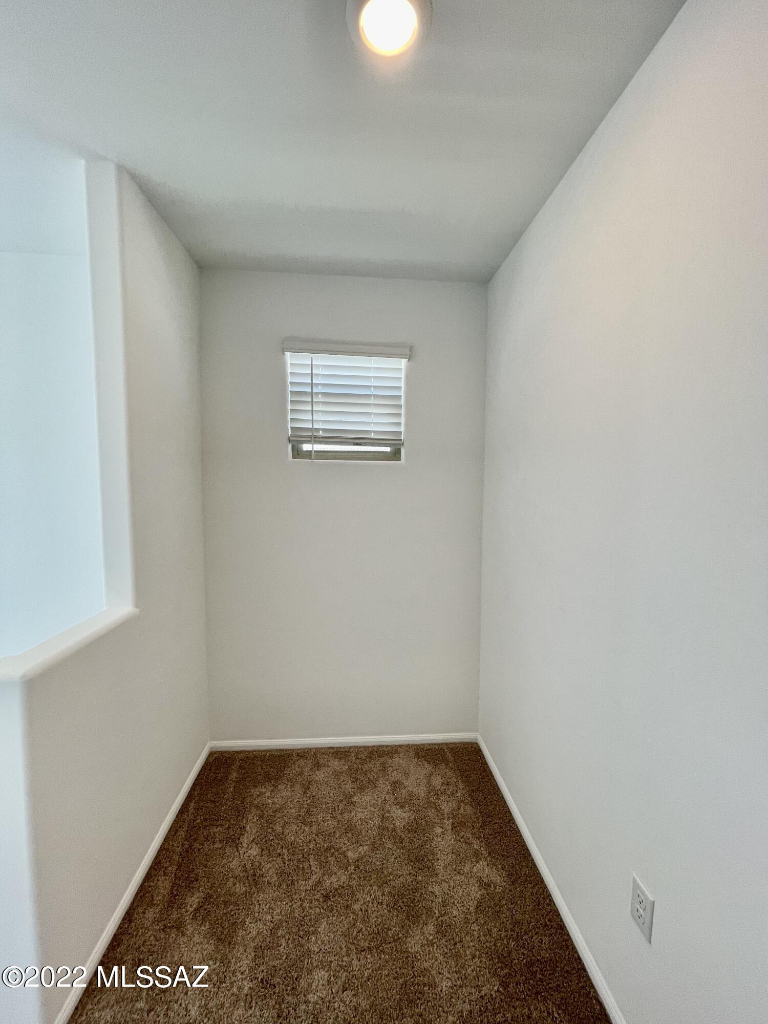 Valencia - Residential Lease