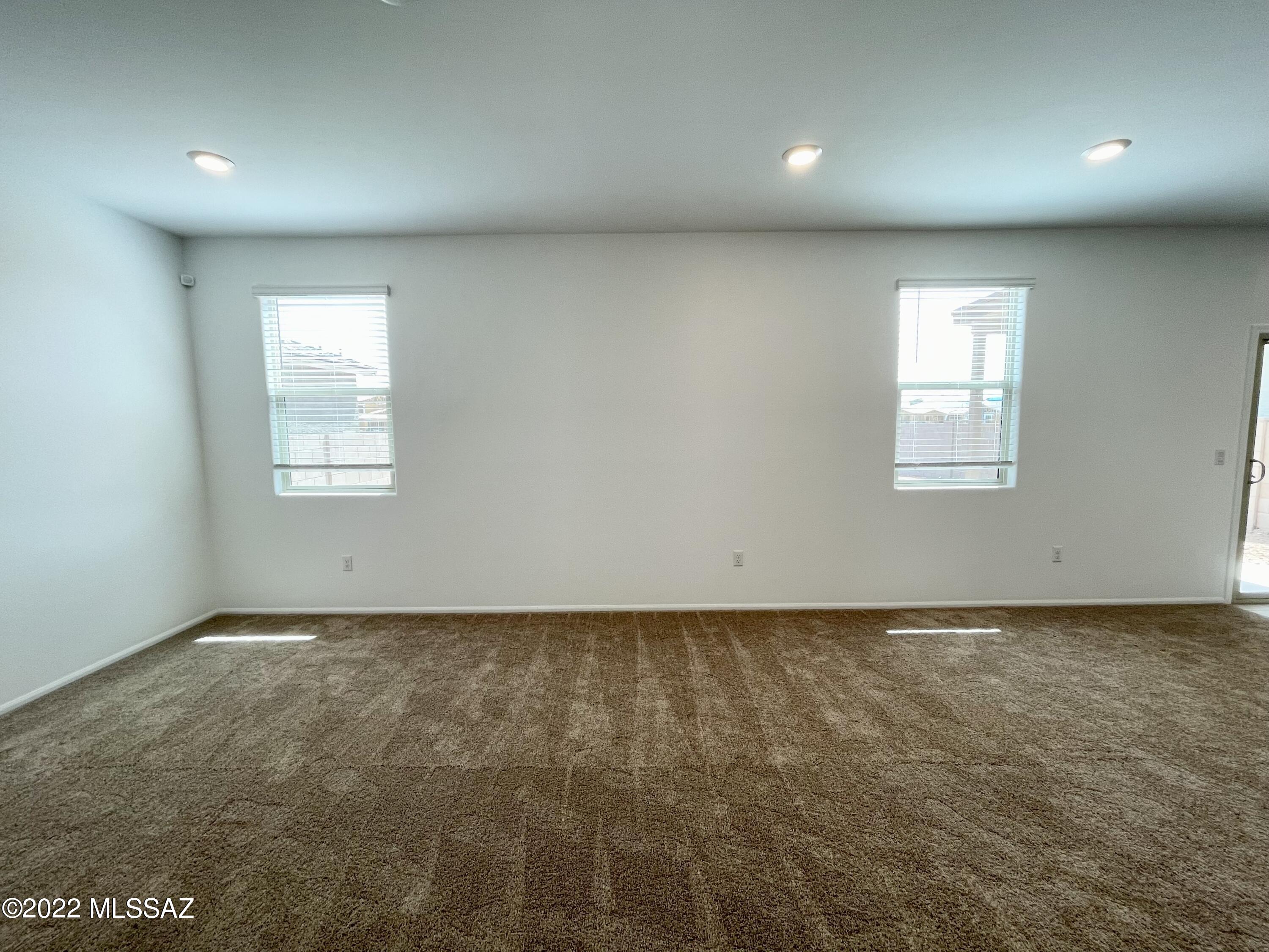 Valencia - Residential Lease
