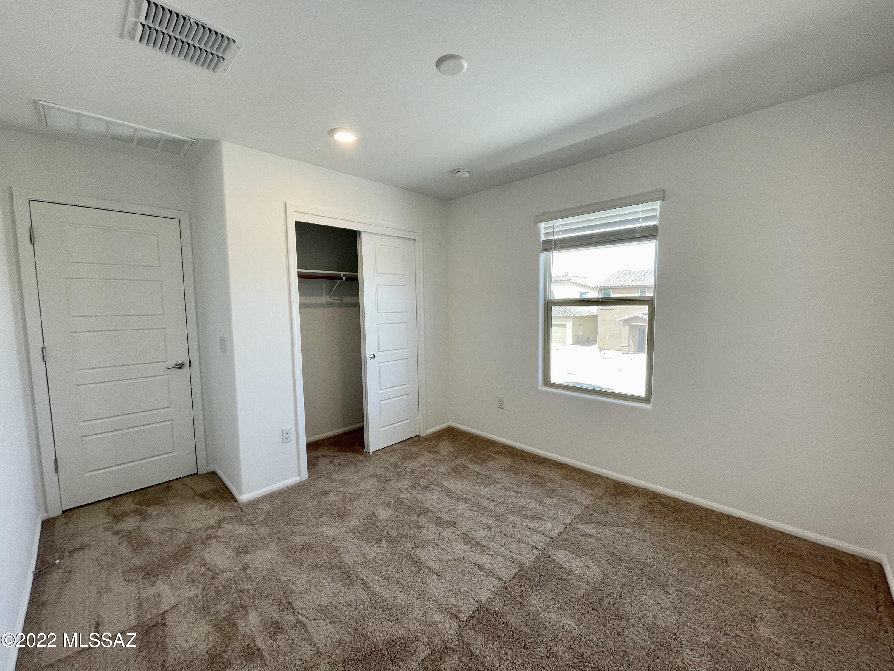 Valencia - Residential Lease