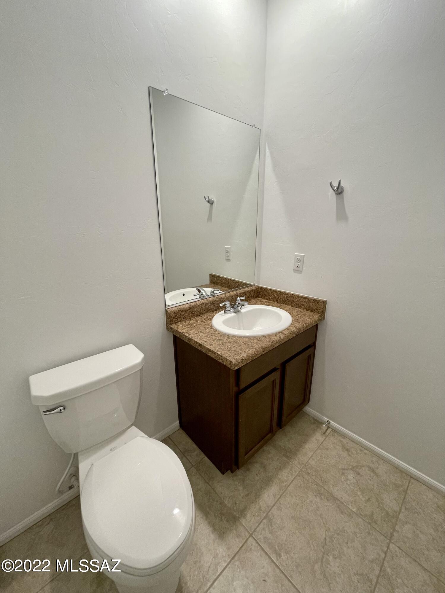 Valencia - Residential Lease