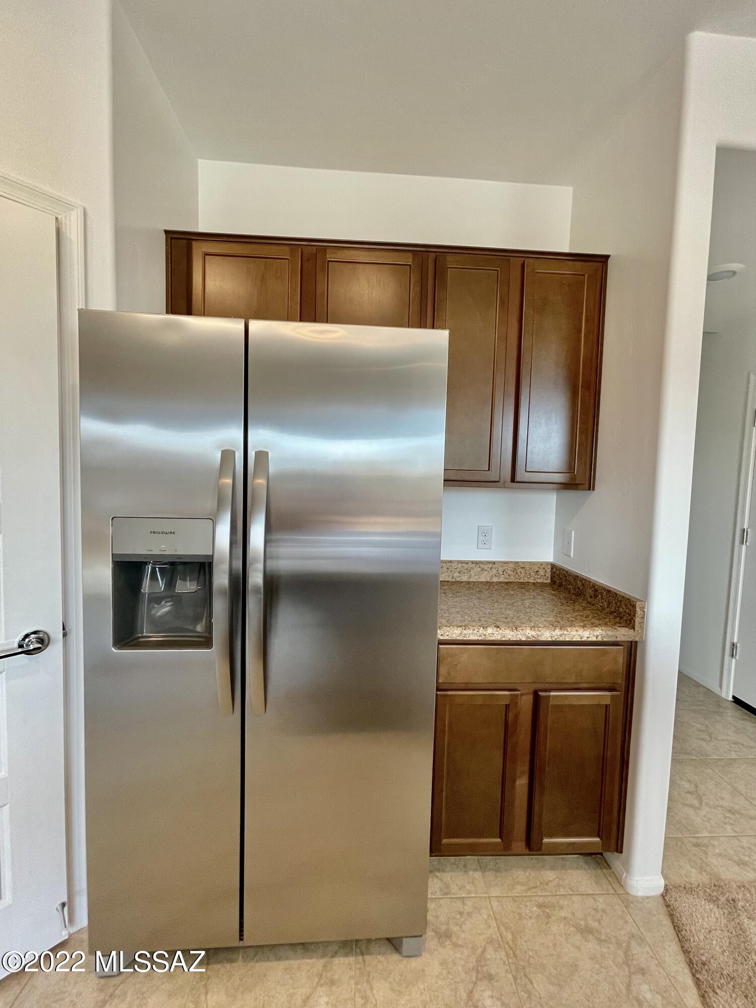 Valencia - Residential Lease