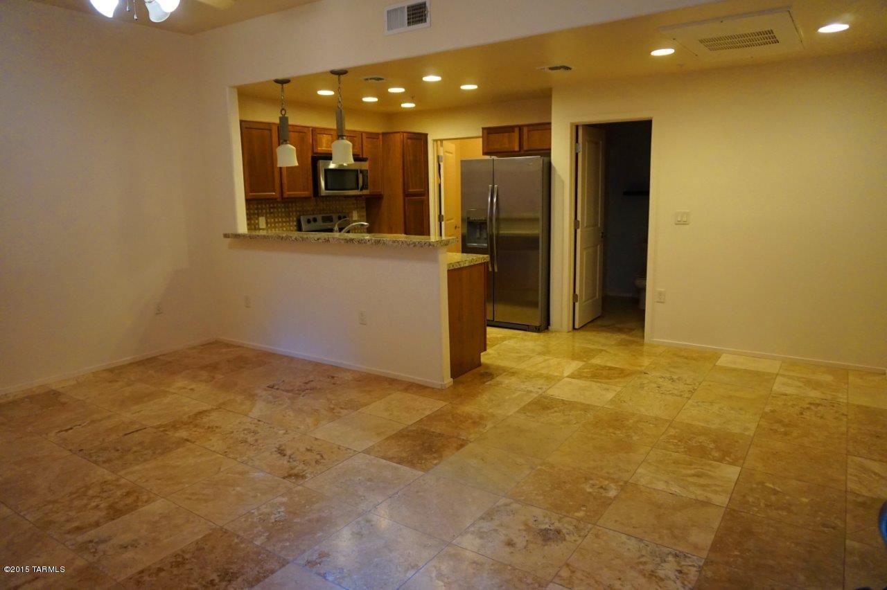 Placita Escondida Bldgs 18-20 Units 1-204 - Residential Lease