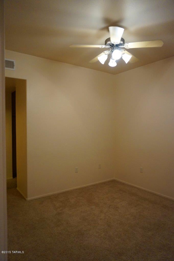 Placita Escondida Bldgs 18-20 Units 1-204 - Residential Lease