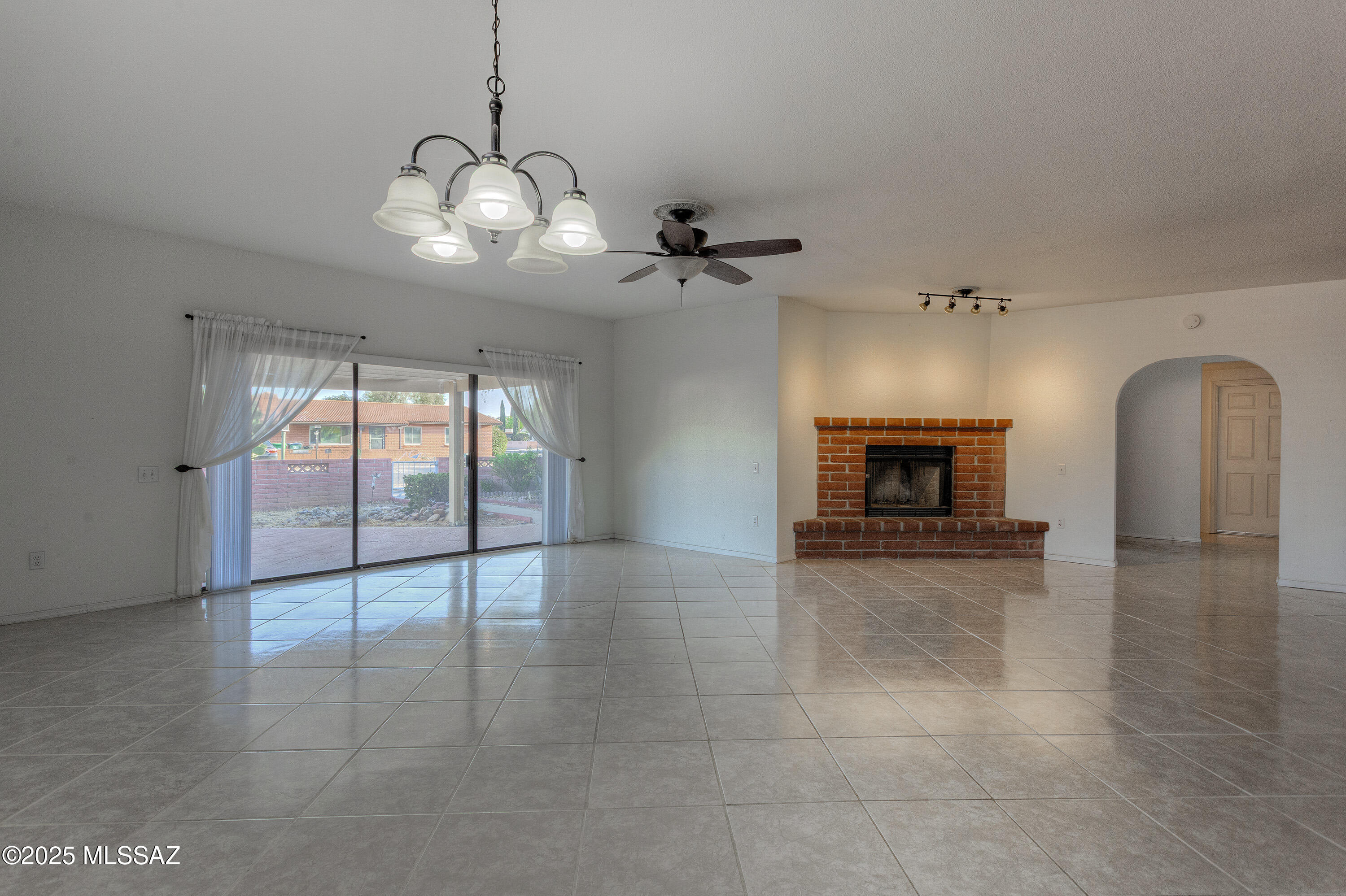 Green Valley Country Club Estates (155-376) - Residential