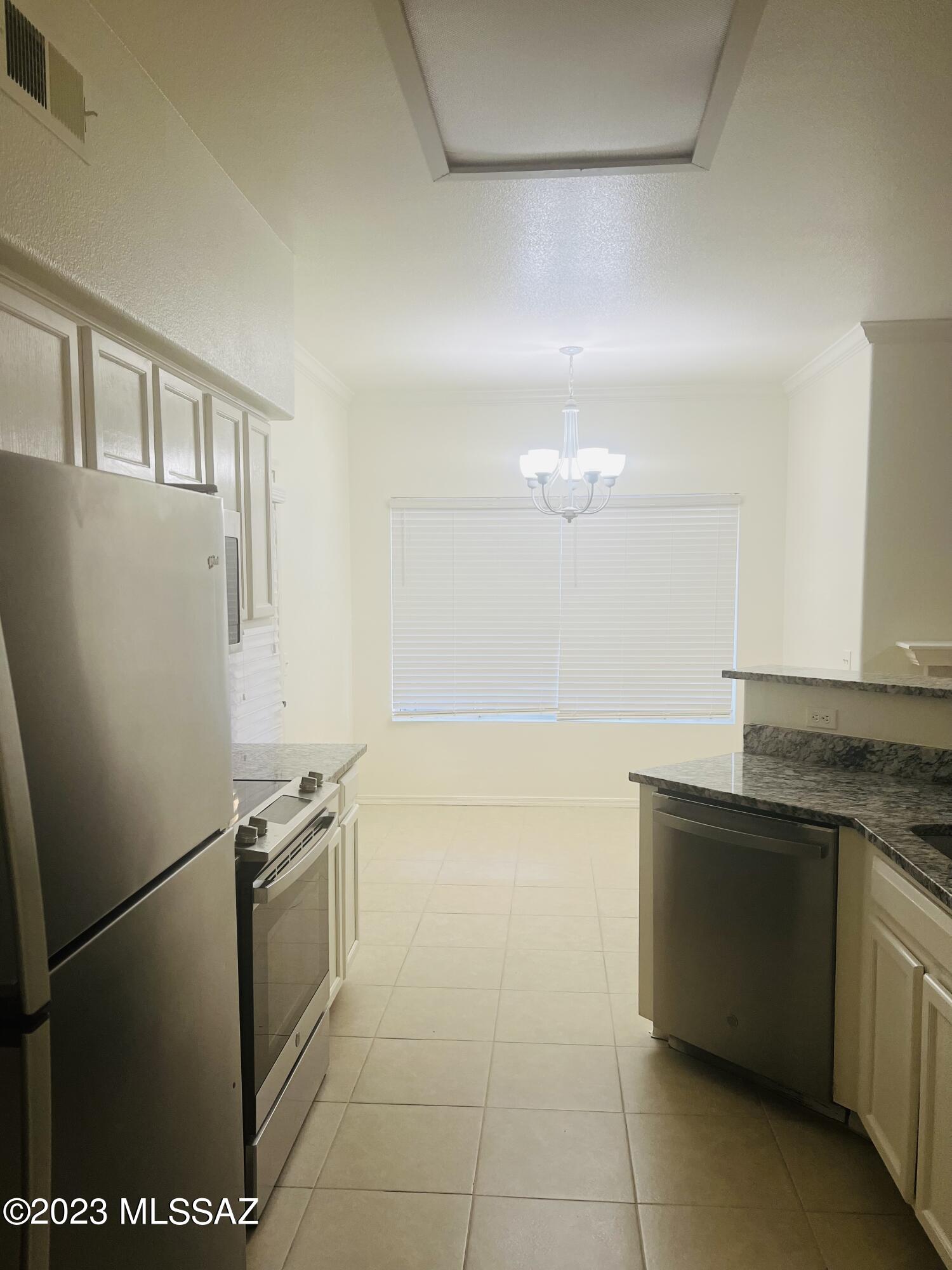 Pinnacle Canyon Condominium - Residential Lease