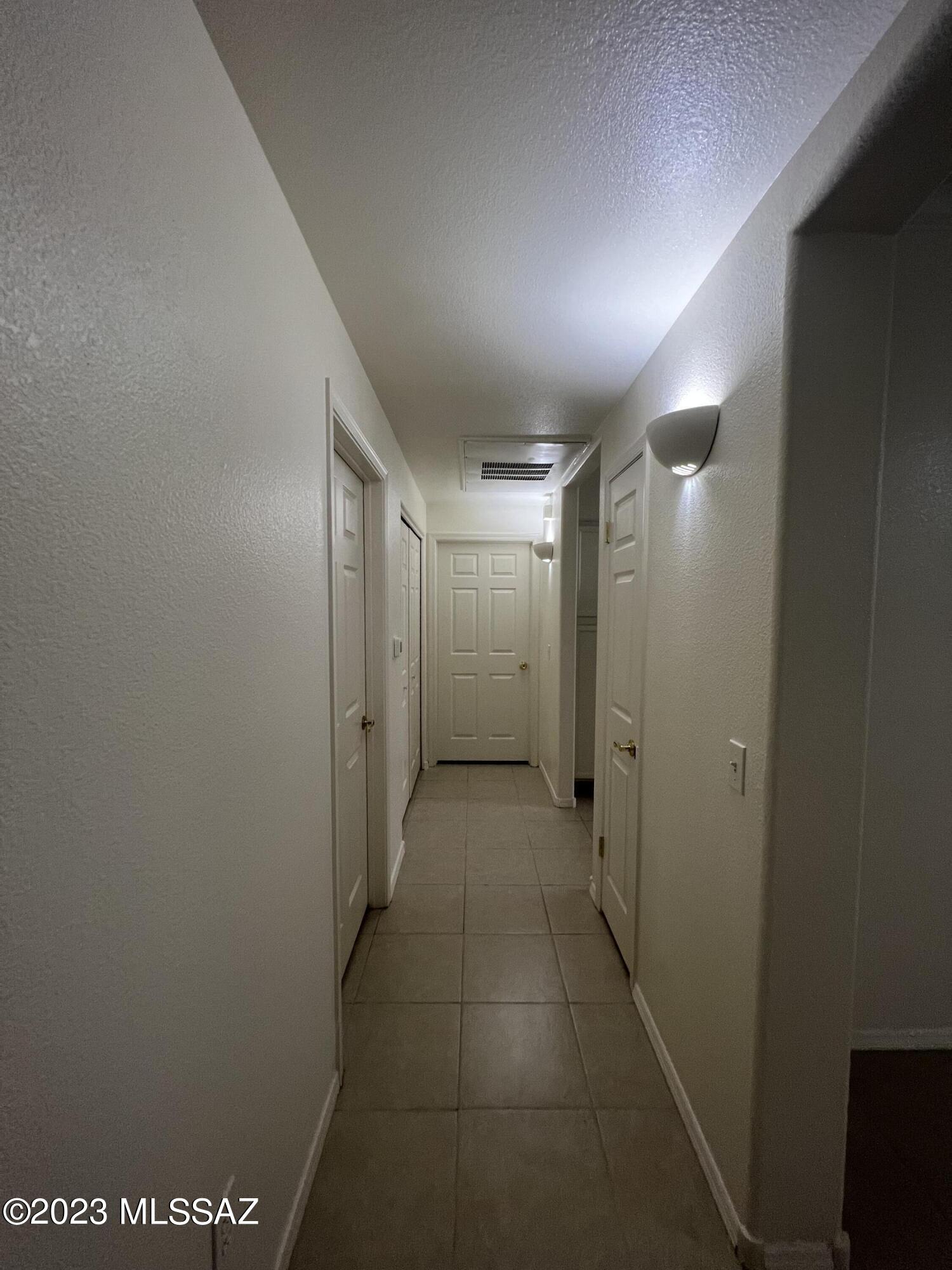 Pinnacle Canyon Condominium - Residential Lease