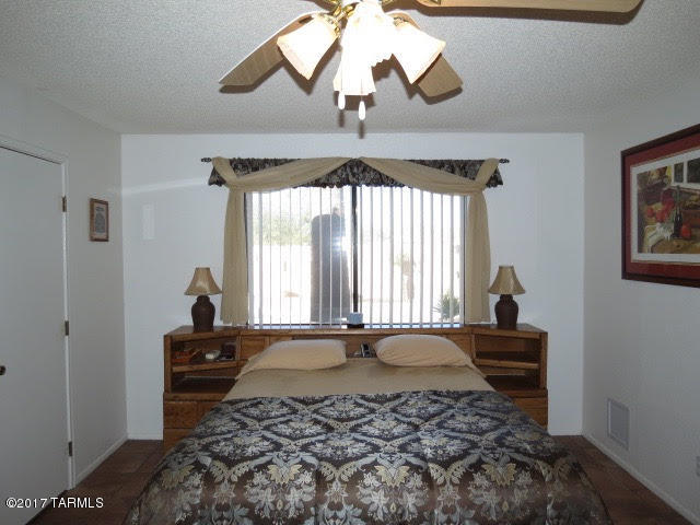 Oak Tree at Midvale (520-620) - Residential