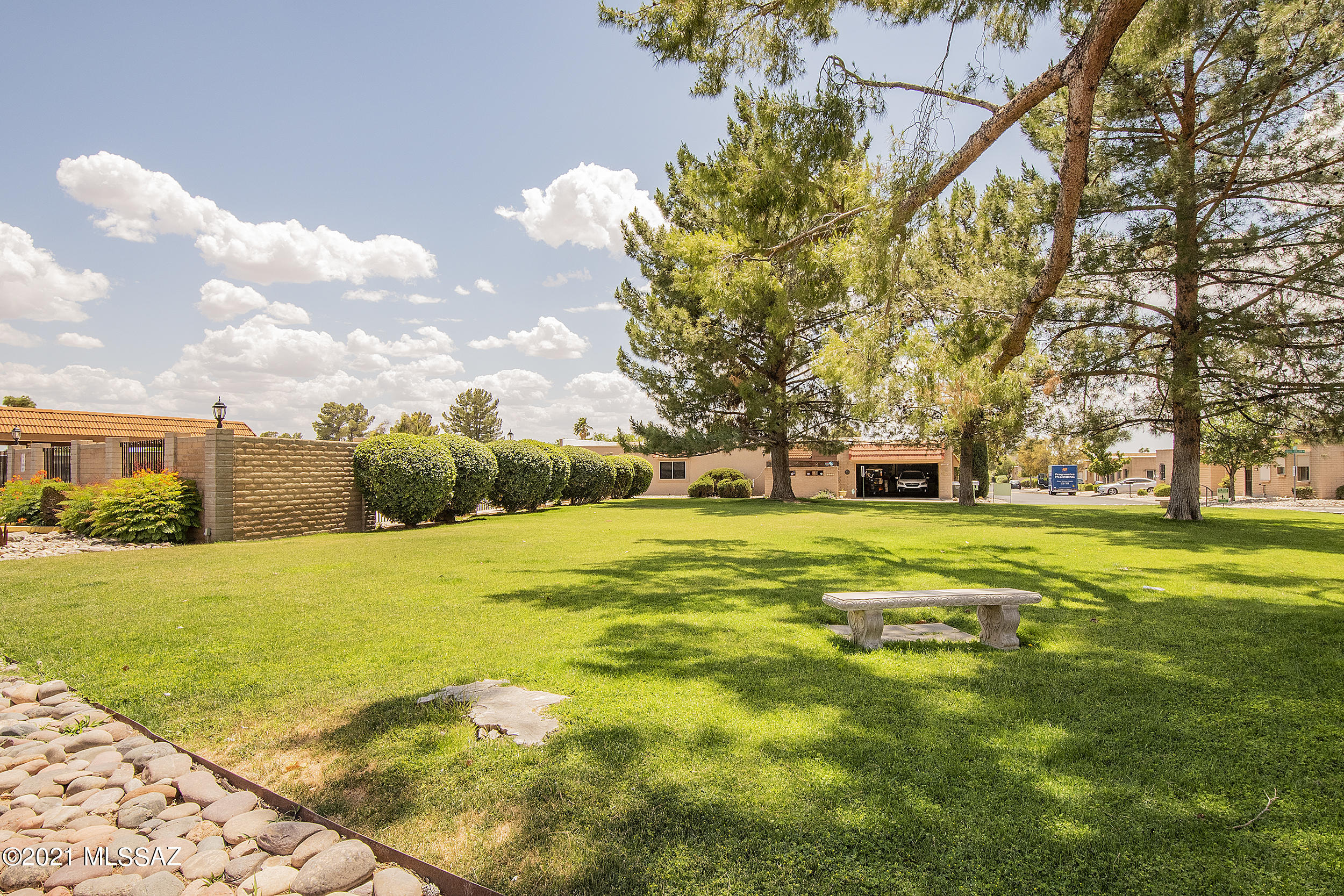 Rolling Hills Villas NO. 2 - Residential