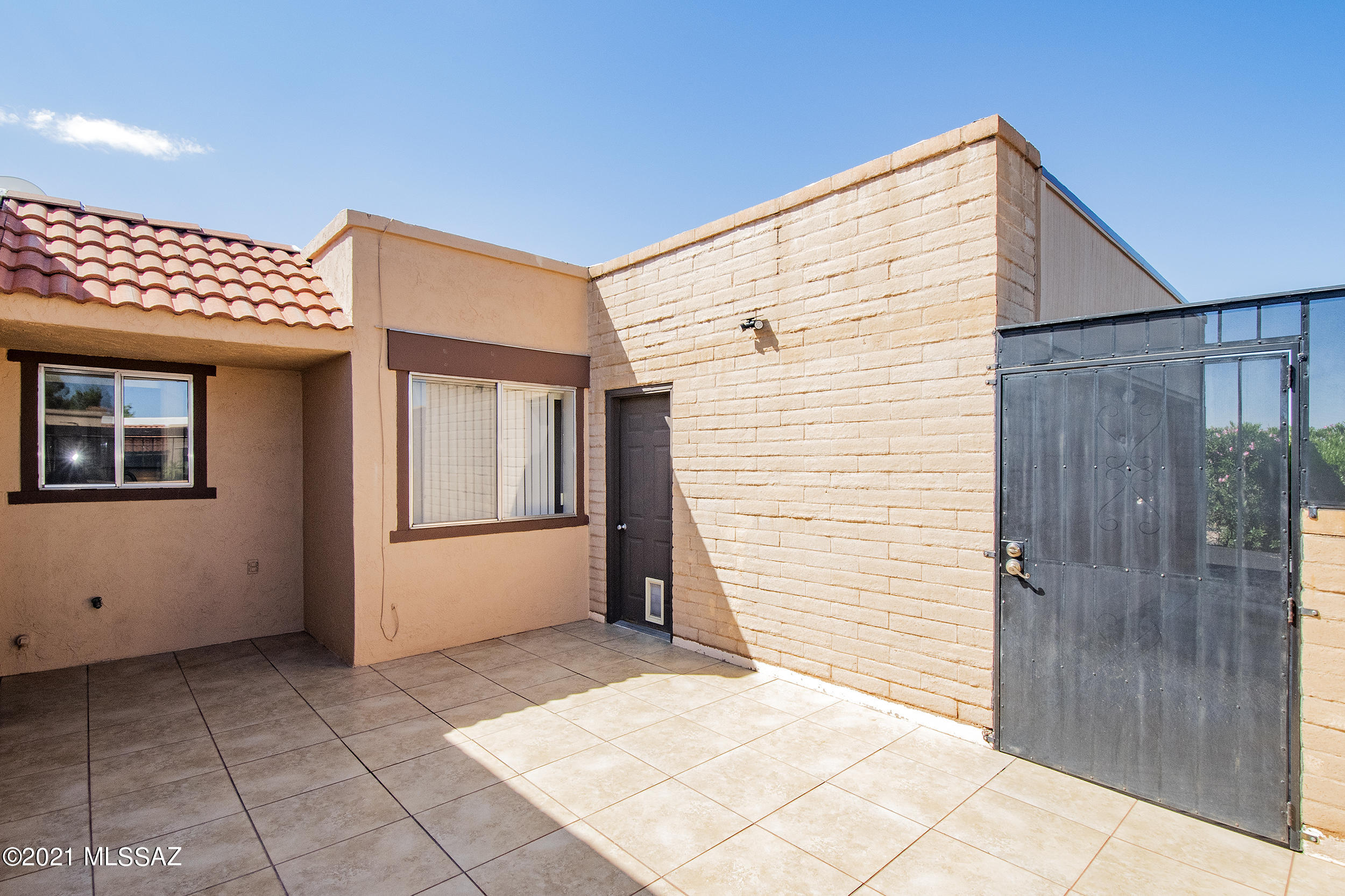 Rolling Hills Villas NO. 2 - Residential