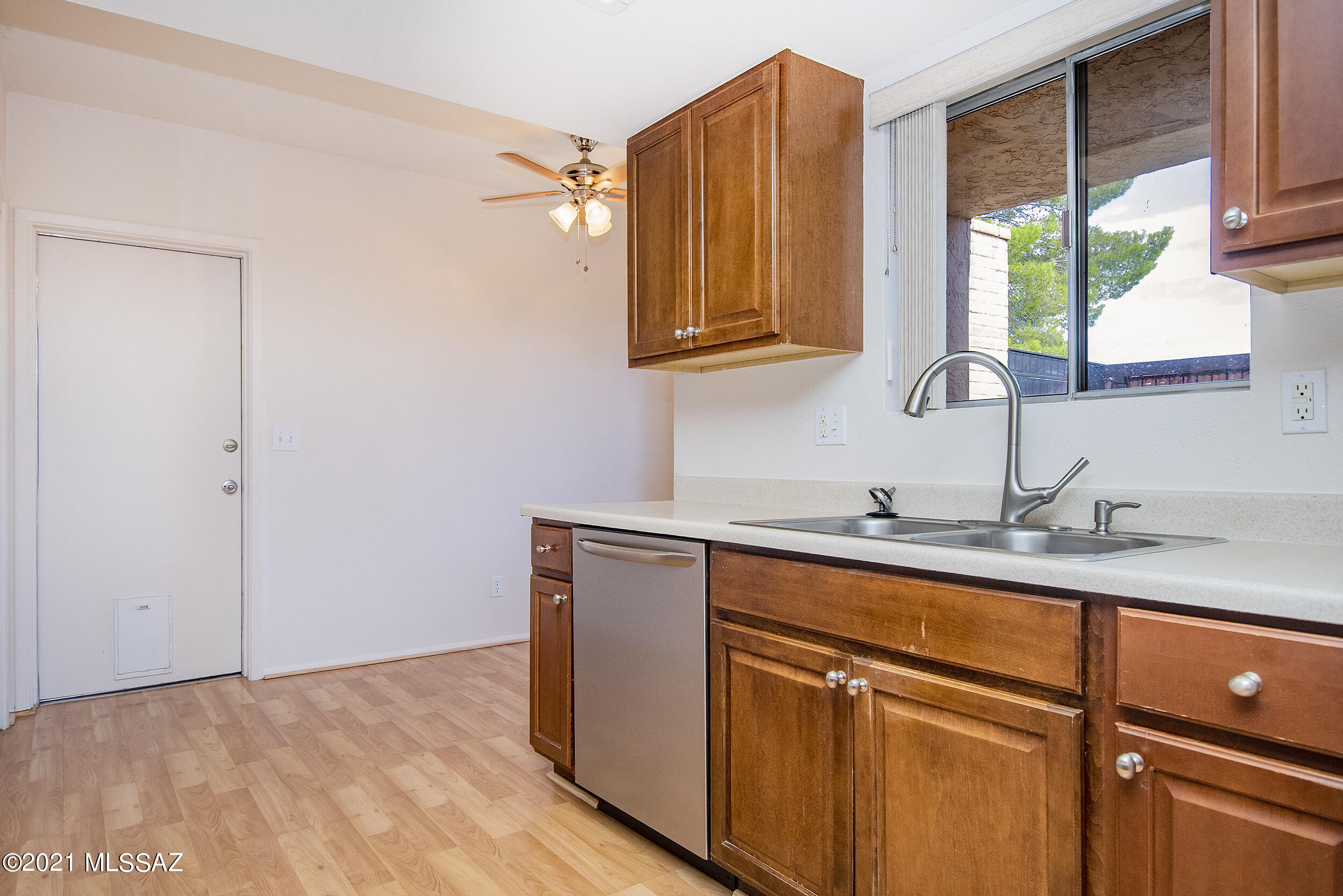 Rolling Hills Villas NO. 2 - Residential