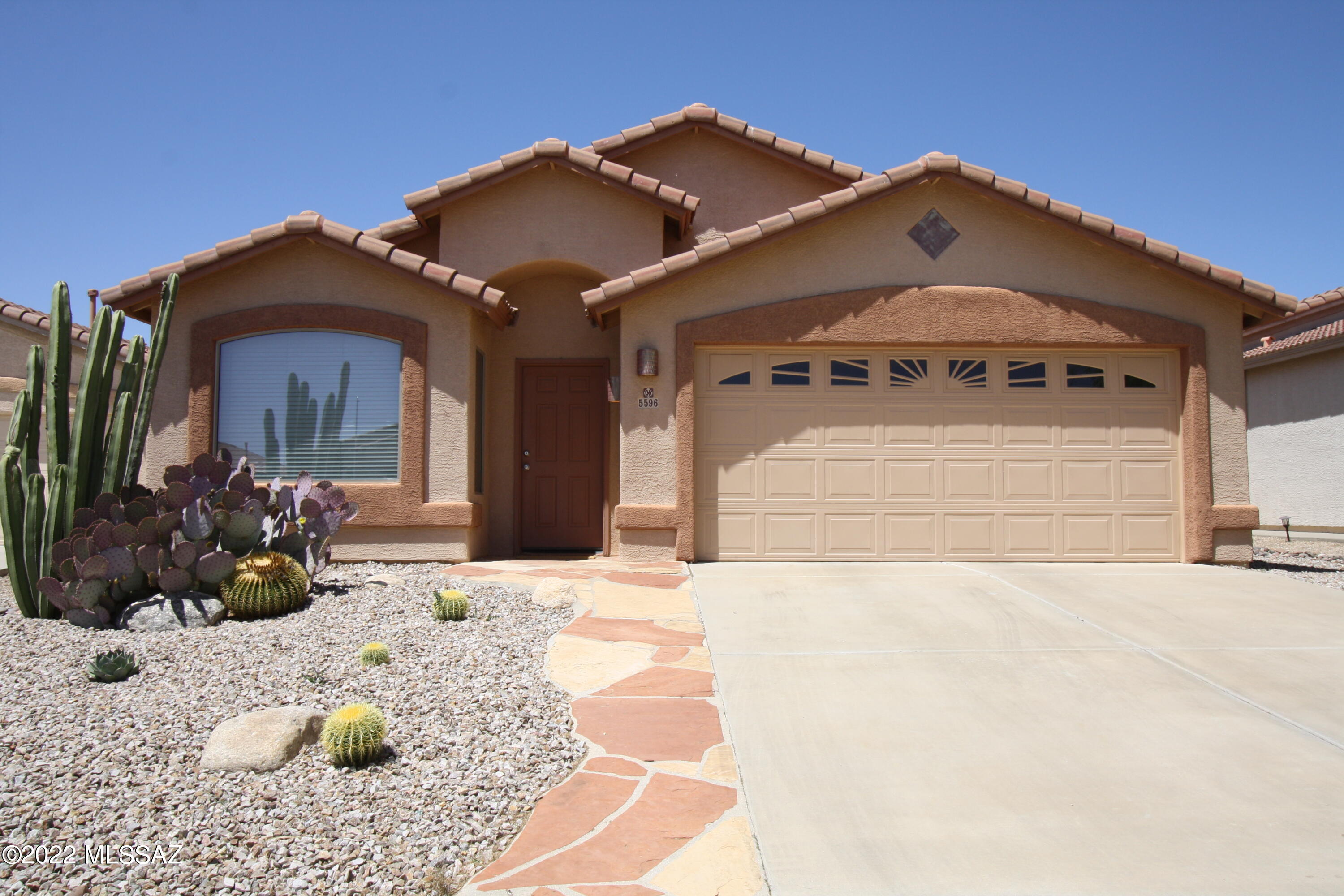 The Villages At Dove Mountain (114-234) - Residential Lease