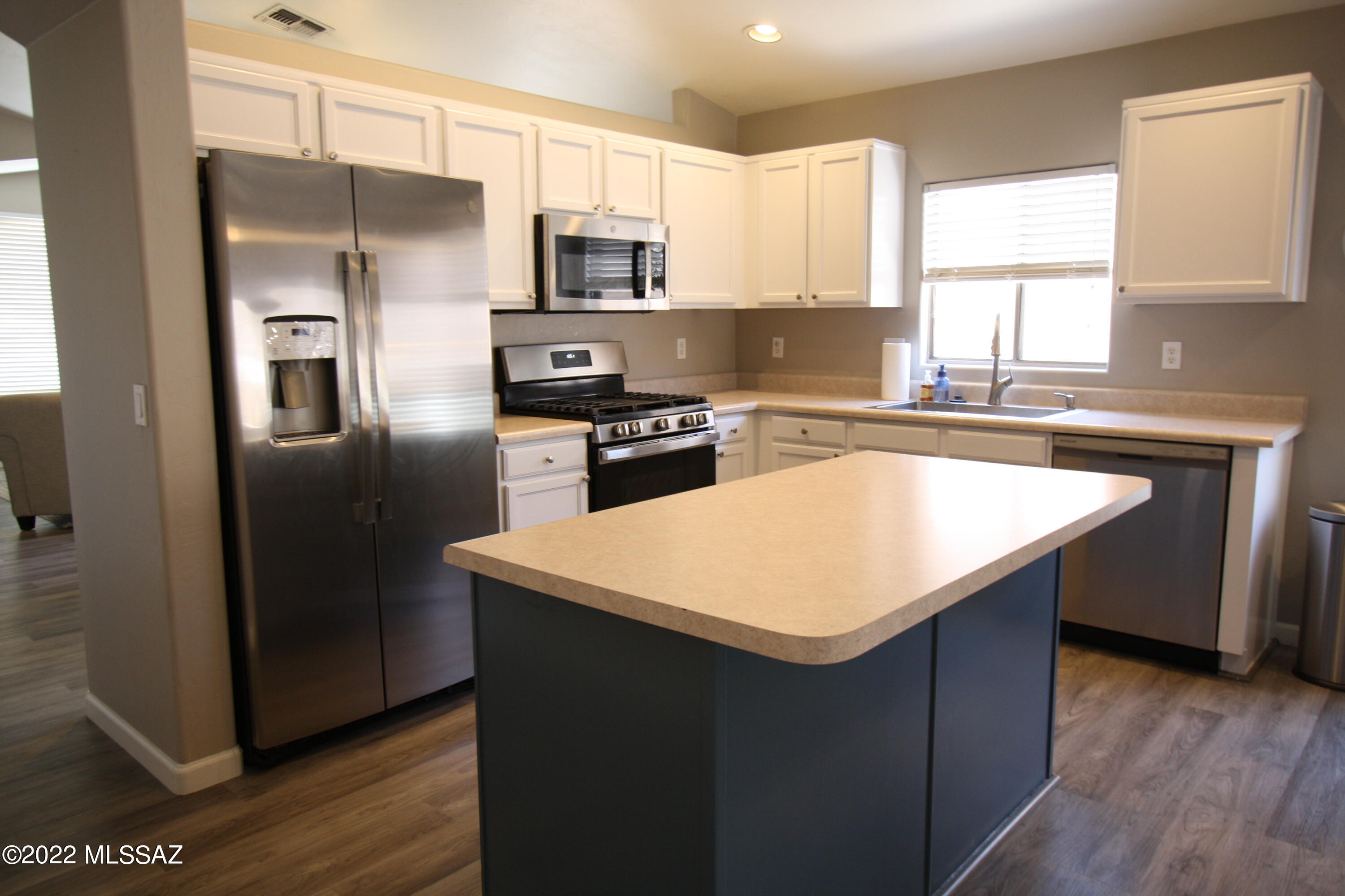 The Villages At Dove Mountain (114-234) - Residential Lease