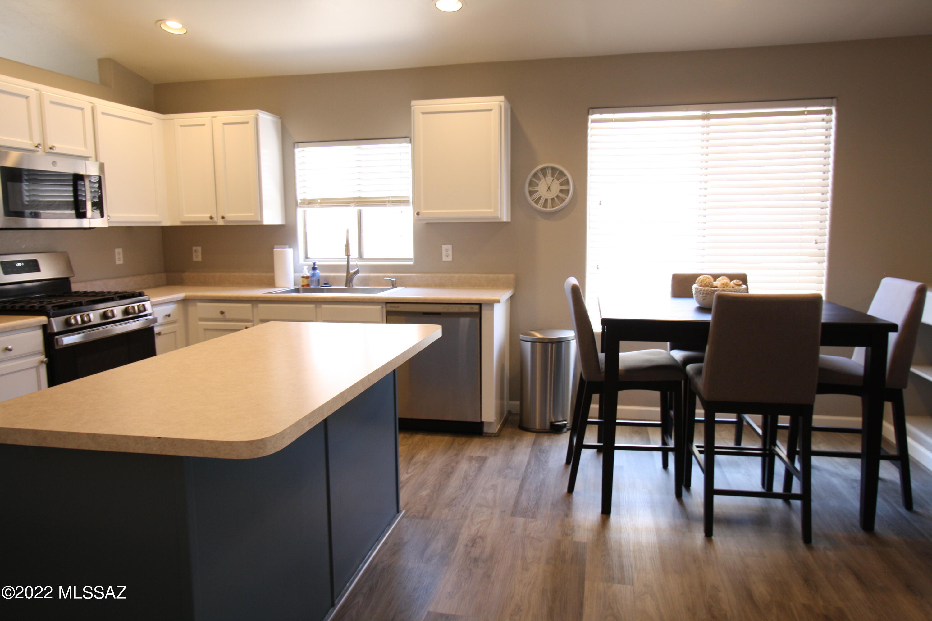 The Villages At Dove Mountain (114-234) - Residential Lease