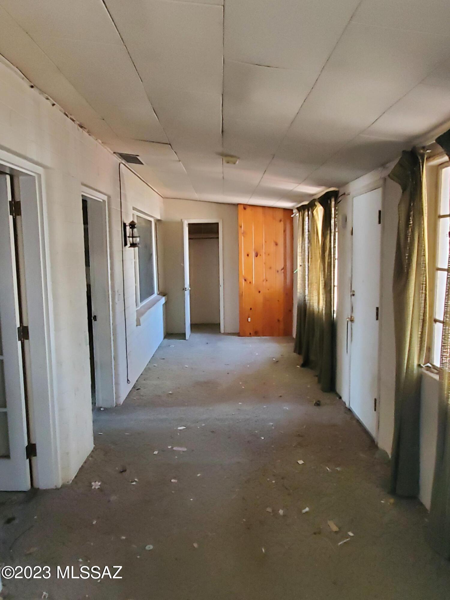 Broadway Manor - Residential