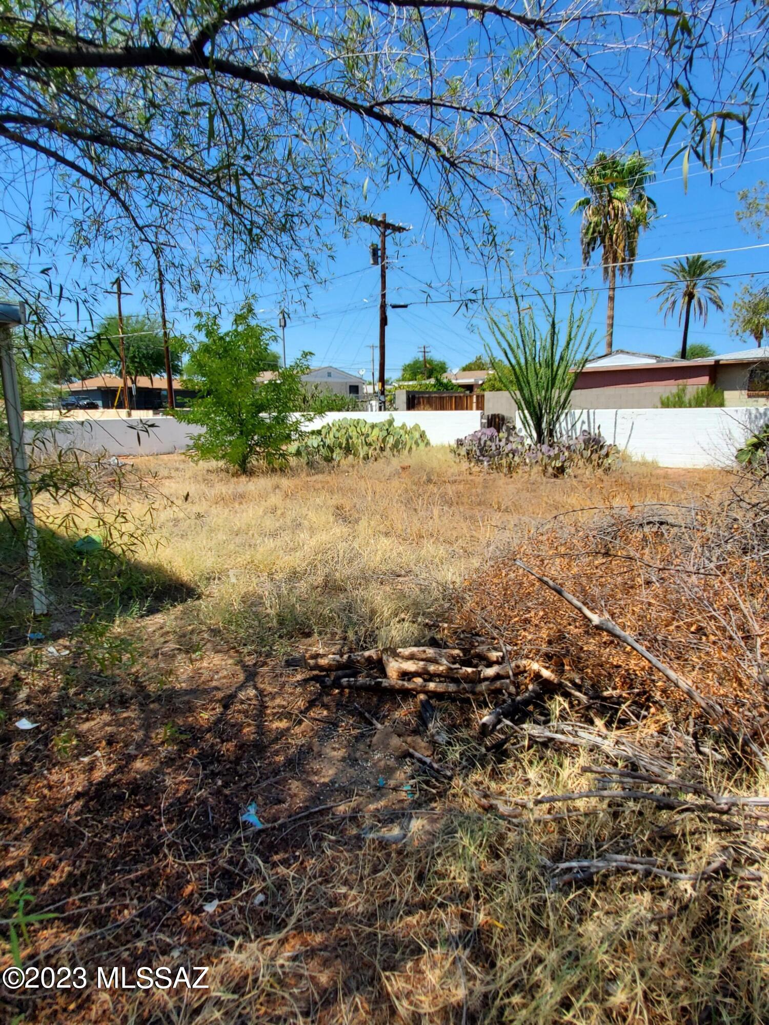 Broadway Manor - Residential