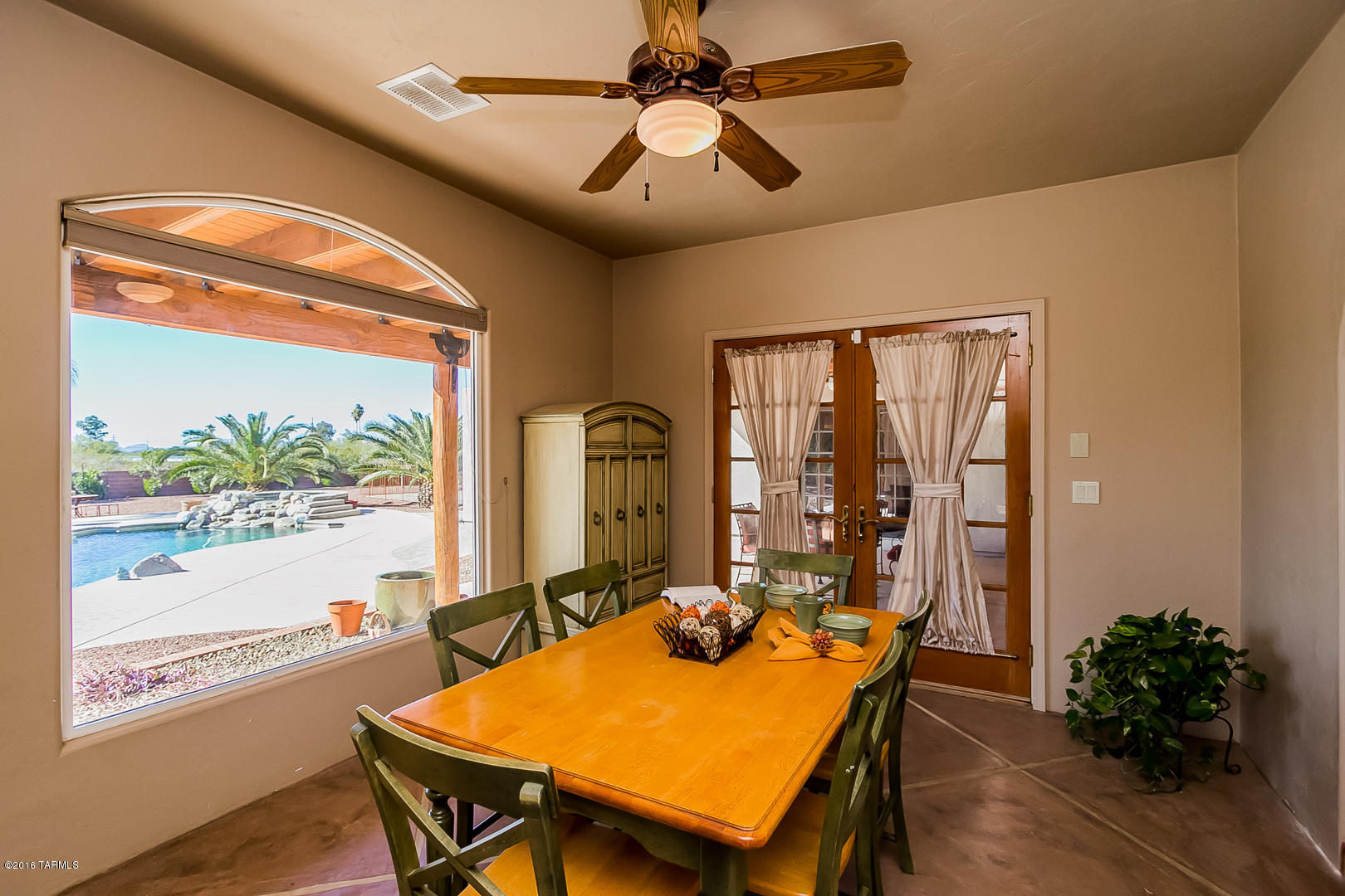 Rancho Feliz(1-115) - Residential