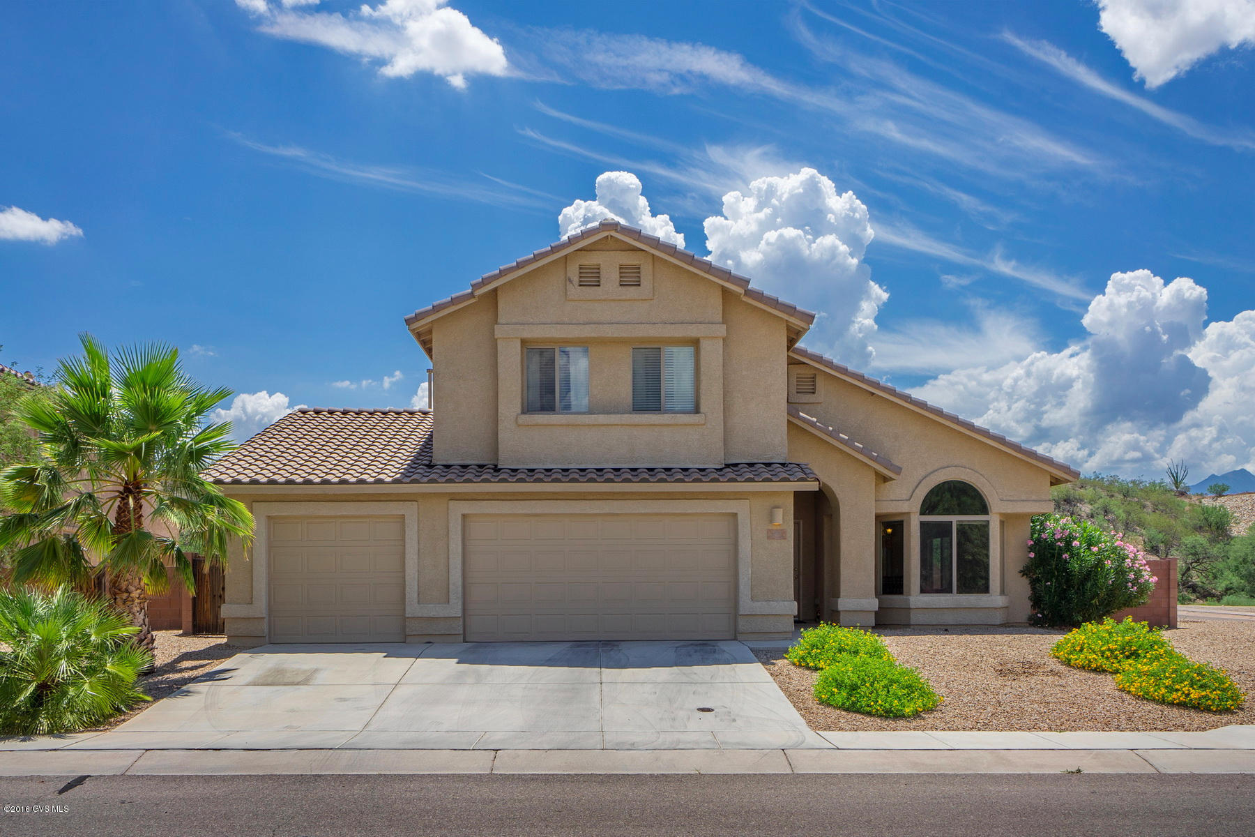 This gorgeous Madera Highlands home has it all! It features 5 bedrooms, 3 baths including a guest room and bath on the first floor! The master bath is spacious and includes a garden tub, separate glass enclosed shower, his and hers vanity sinks with a new granite countertop and roomy walk-in closet! A prime corner lot that has a beautifully landscaped backyard, large grass area and a pool! This is a must see home in Madera!