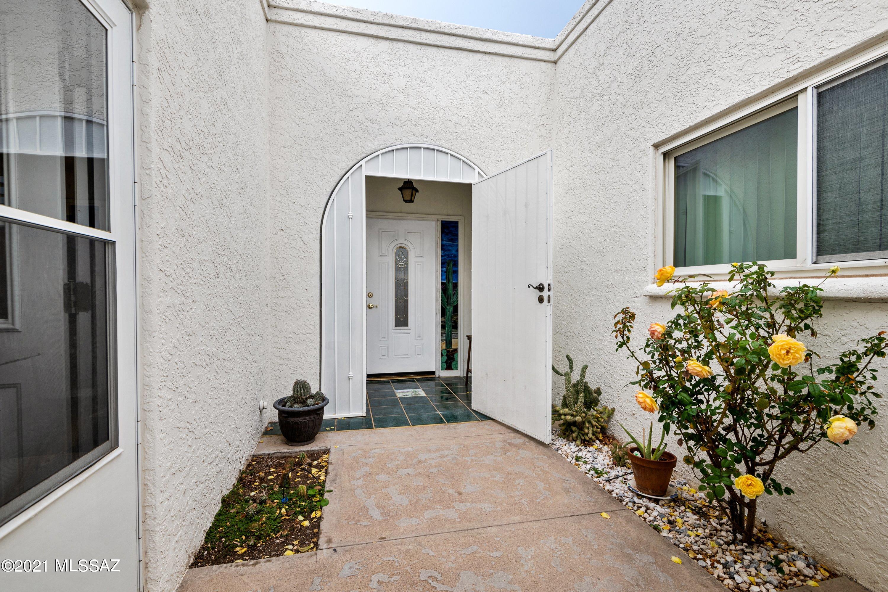 Monterey Villa (1-31) - Residential