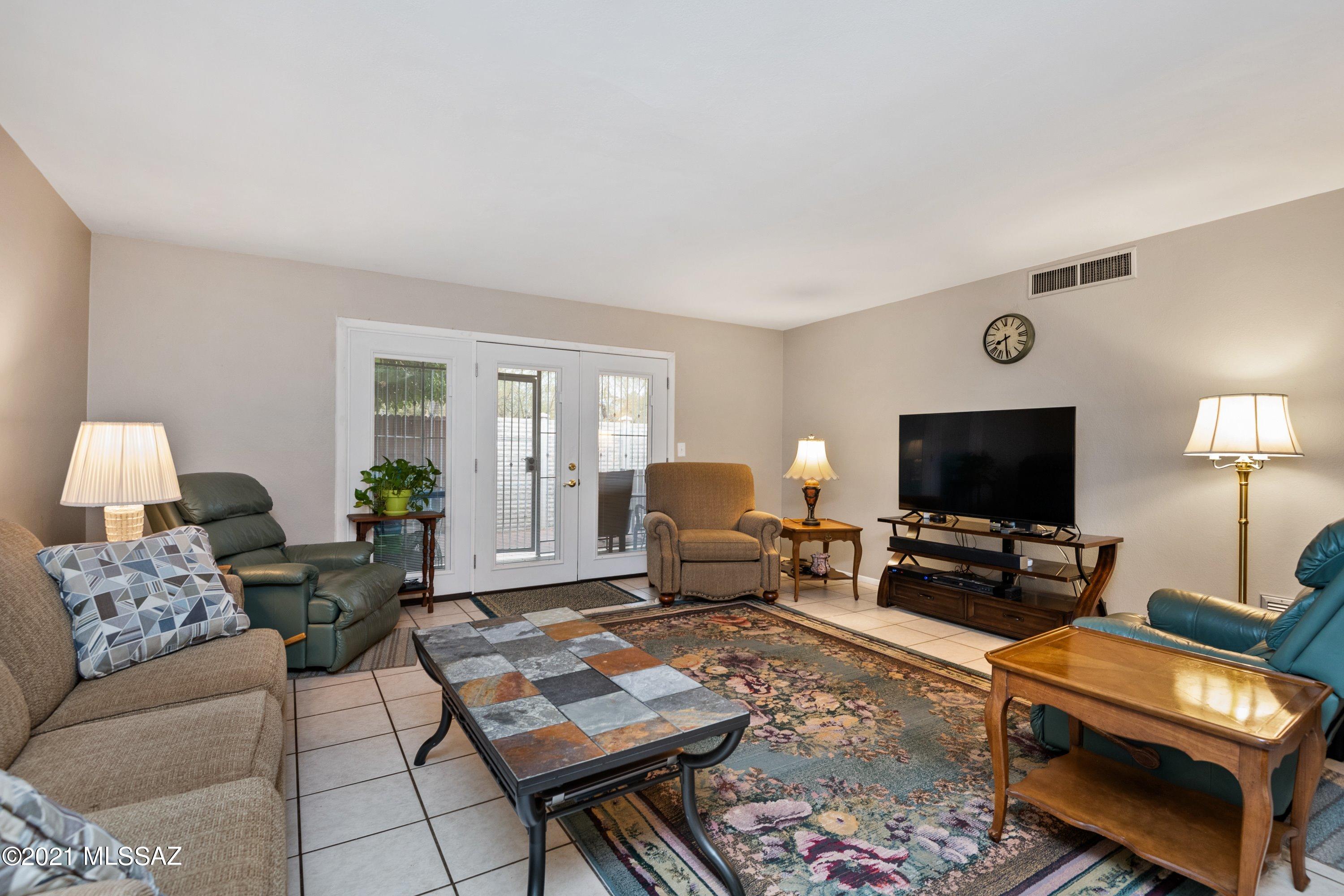 Monterey Villa (1-31) - Residential
