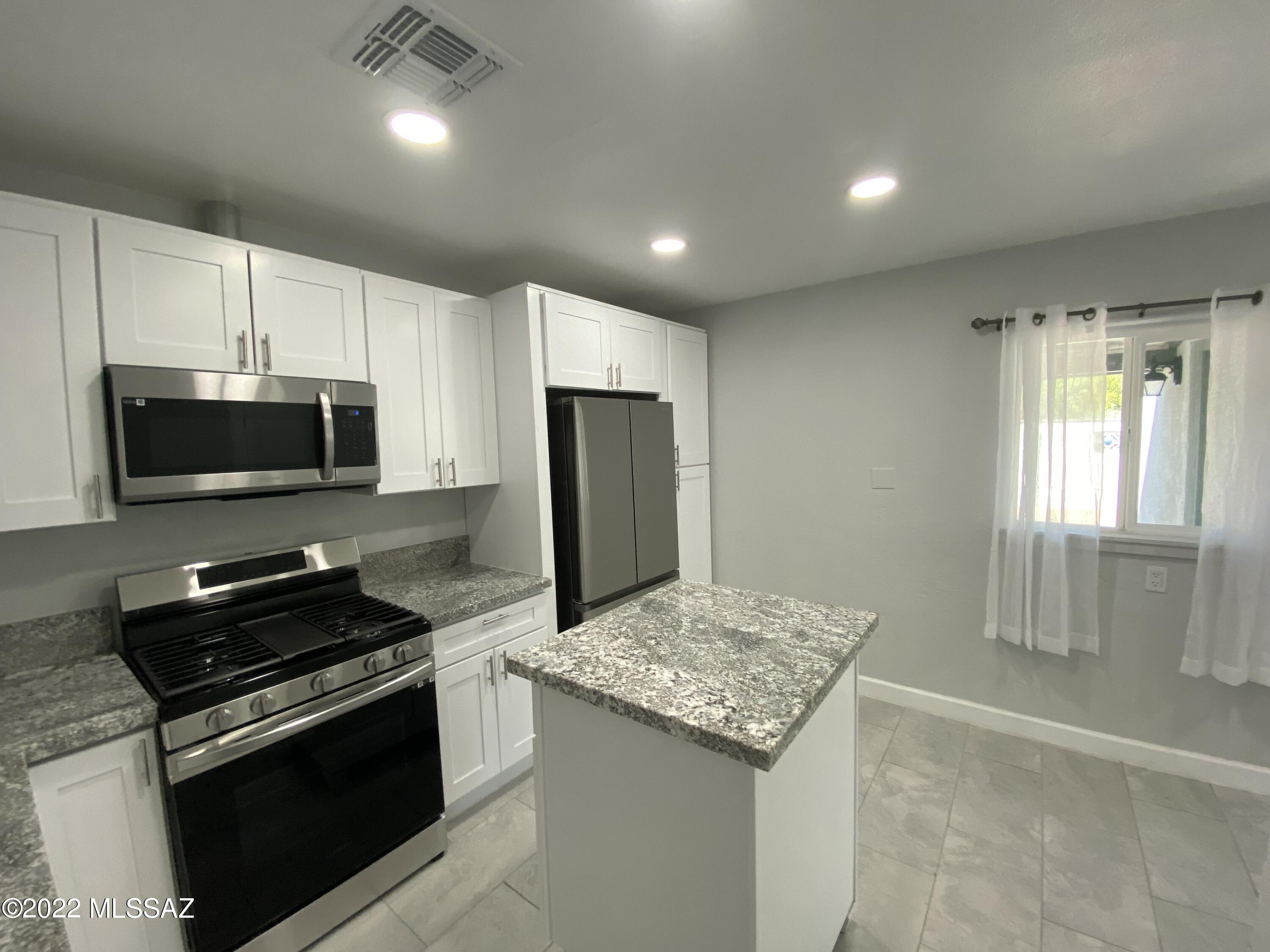 Montrose Addition - Residential Lease