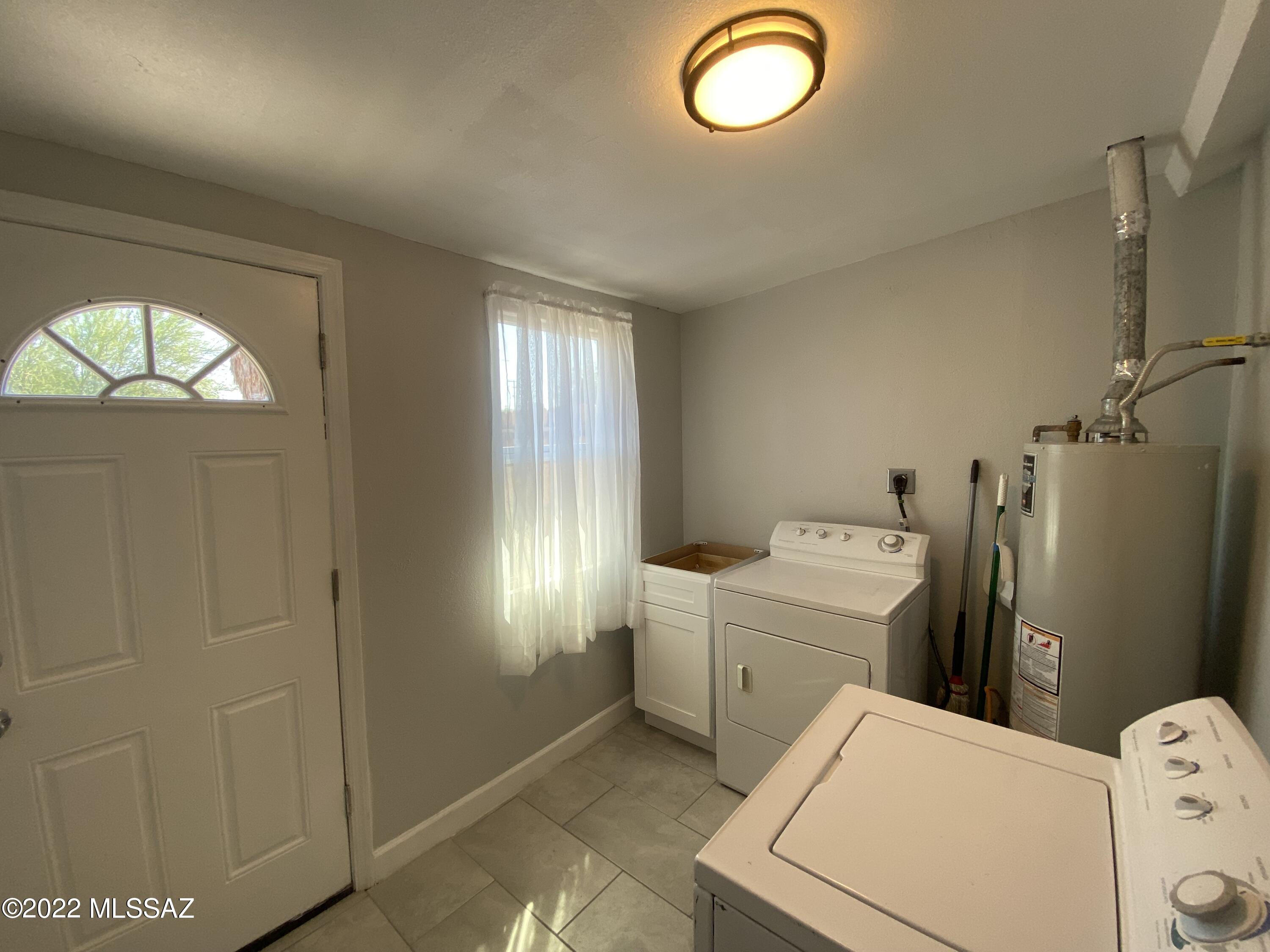 Montrose Addition - Residential Lease
