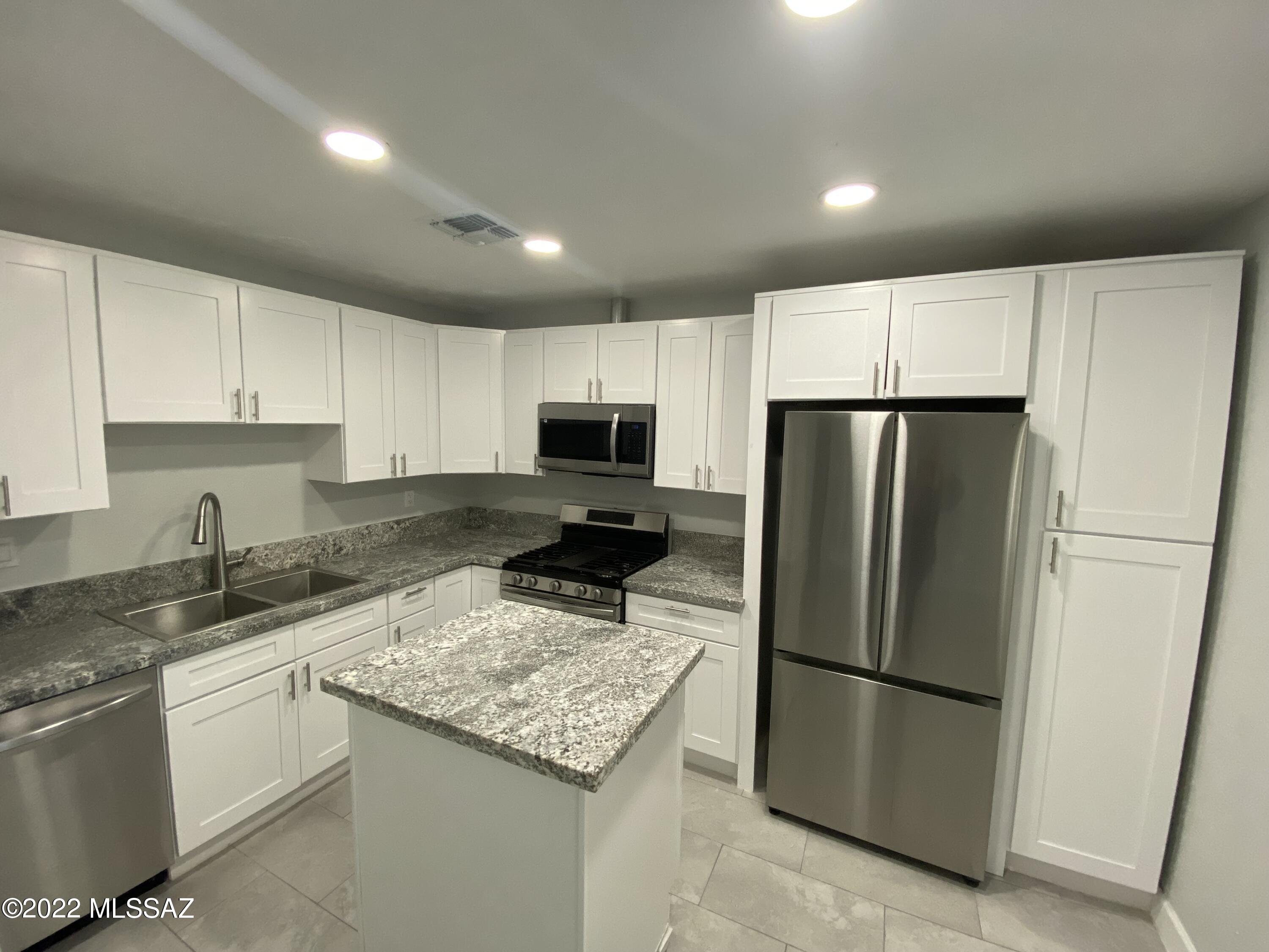 Montrose Addition - Residential Lease