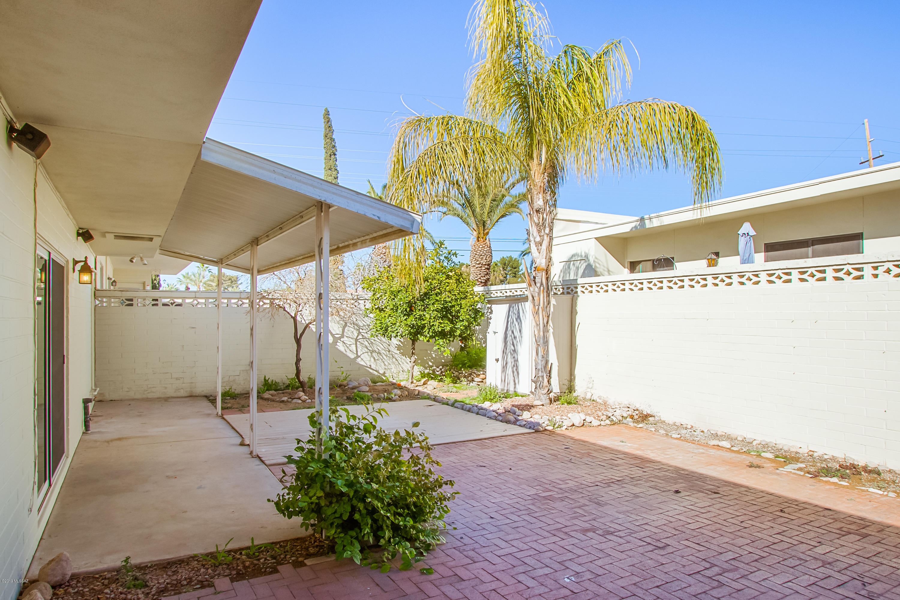 Casa Blanca (1) - Residential