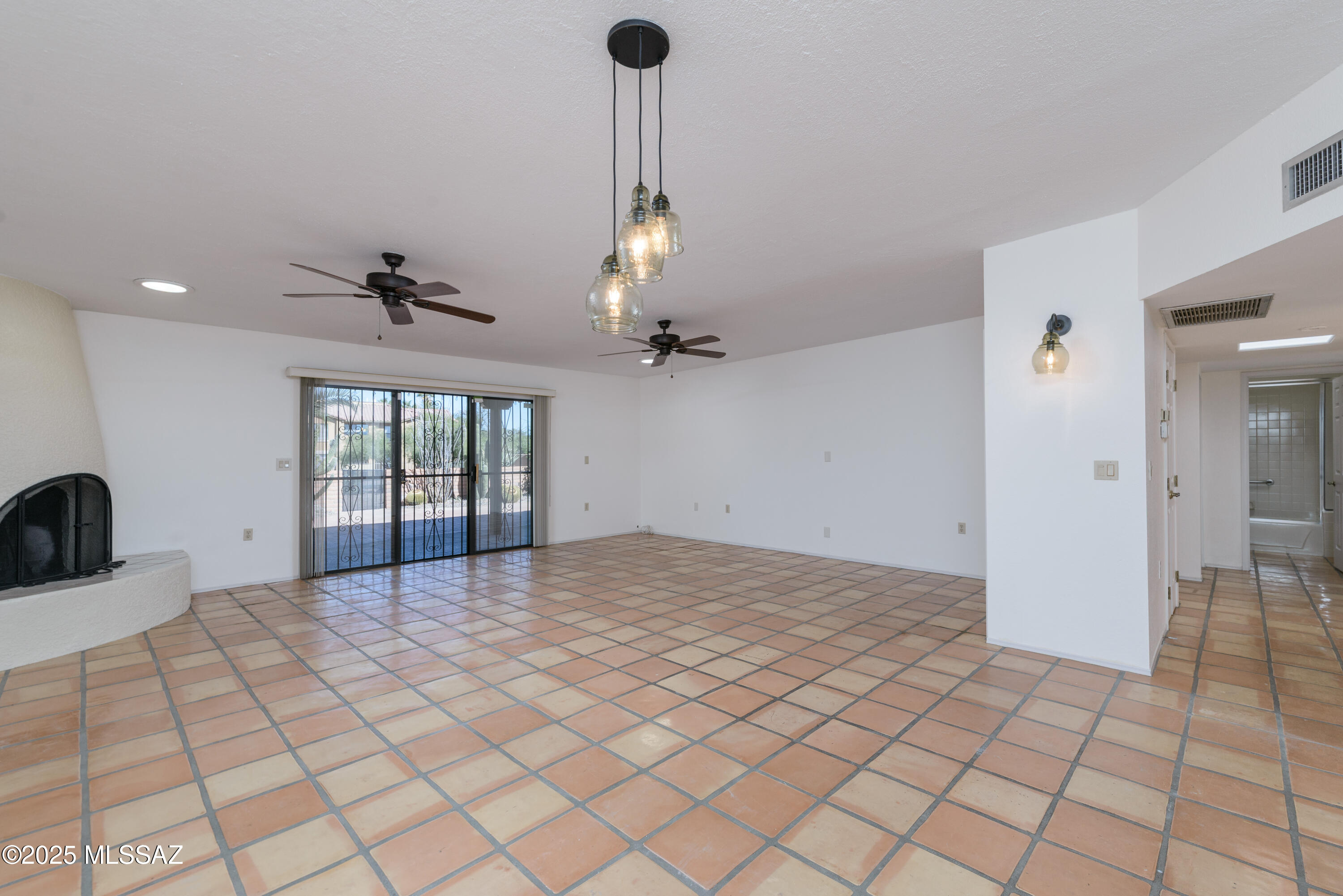 La Cholla Hills(314-353) - Residential