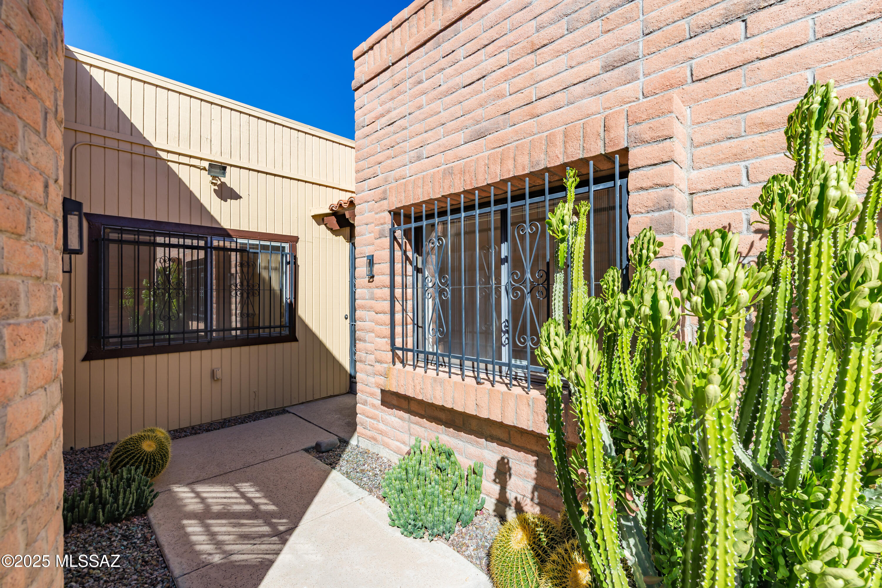 La Cholla Hills(314-353) - Residential