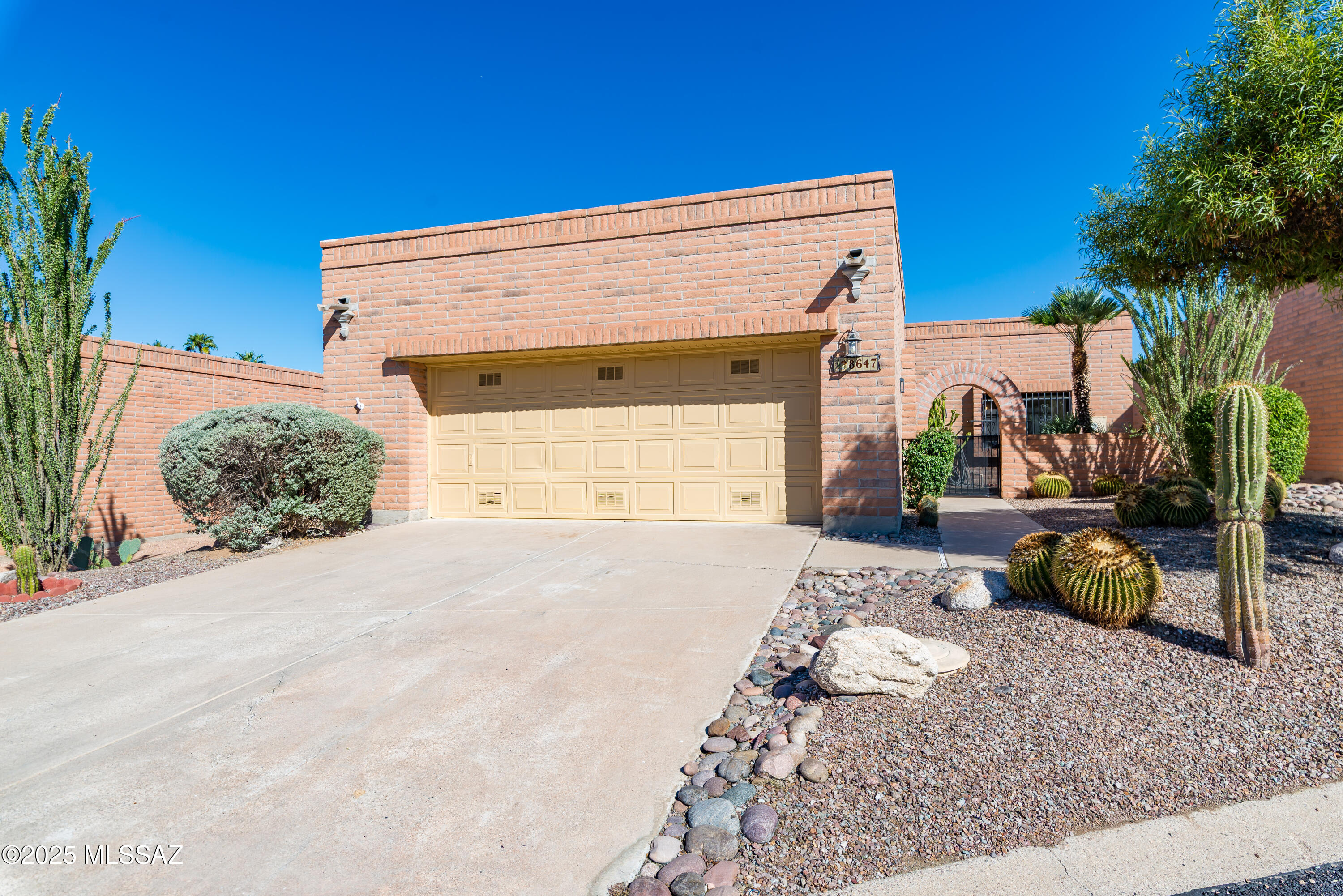 La Cholla Hills(314-353) - Residential