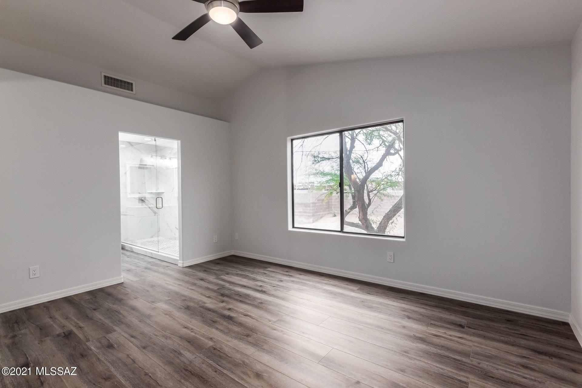 Broadway Commons (1-62) - Residential