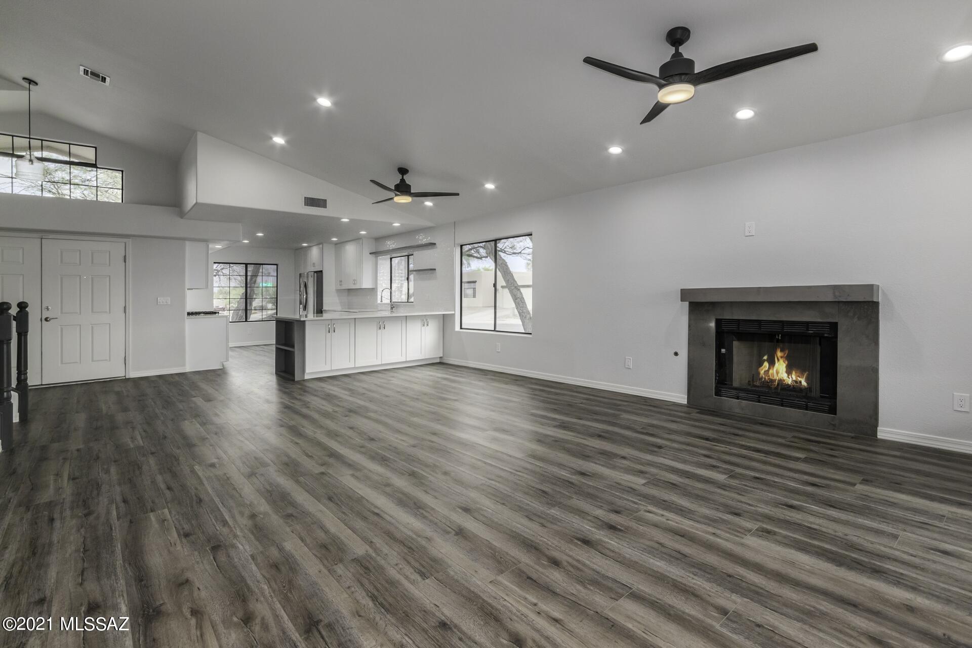 Broadway Commons (1-62) - Residential