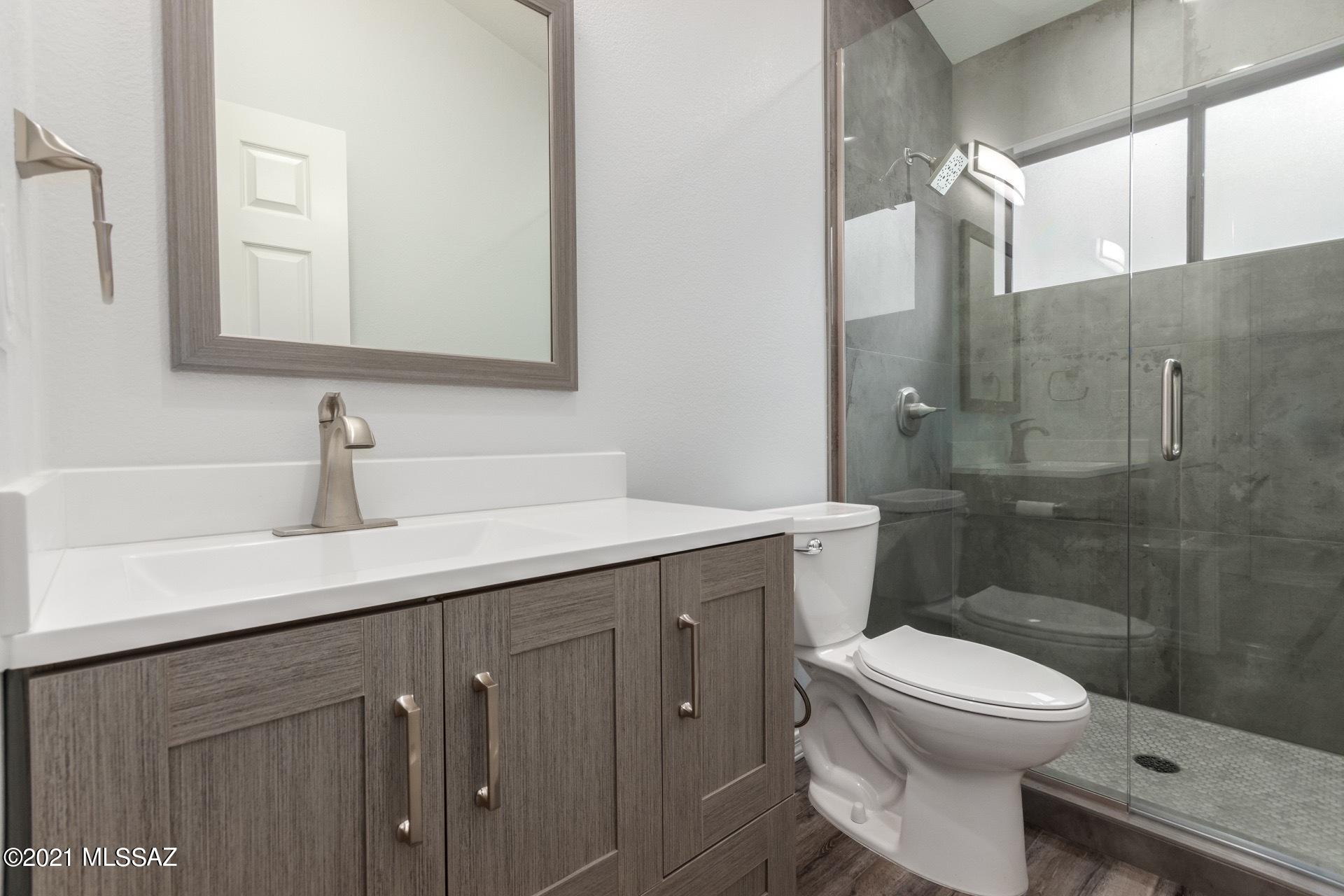 Broadway Commons (1-62) - Residential