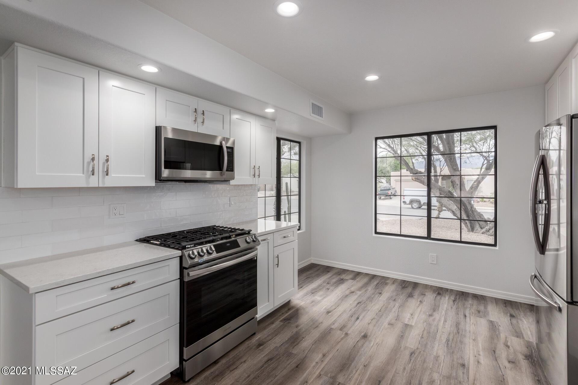 Broadway Commons (1-62) - Residential