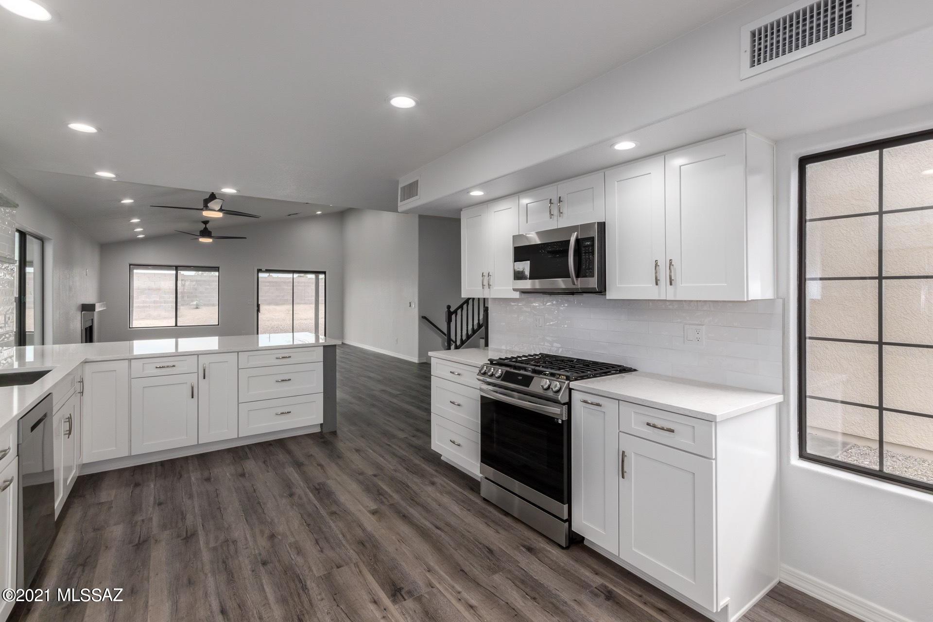 Broadway Commons (1-62) - Residential
