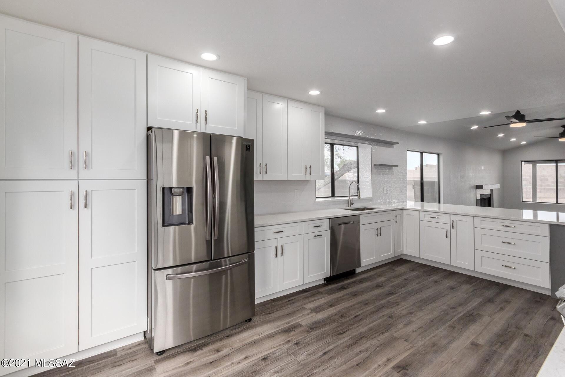 Broadway Commons (1-62) - Residential