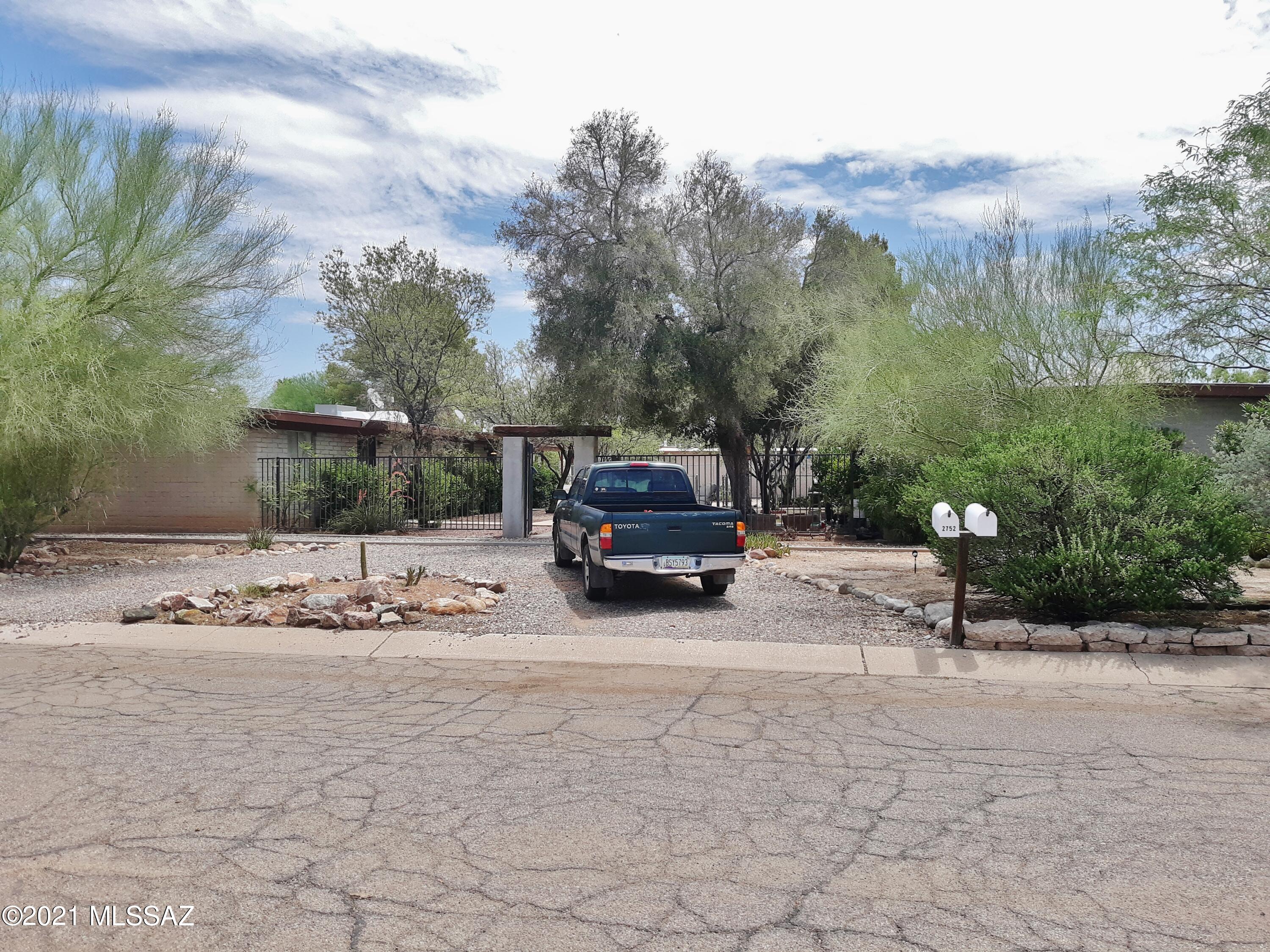 Fair Oaks Terrace (1-13) - Residential Income