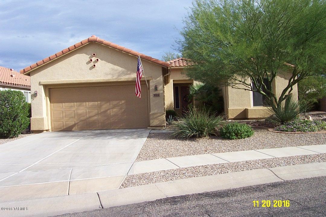 Super nice San Carlos model by Del Webb. Ready to go! Super clean and has all the features you want. 2 bedroom/2 bath, bay windows in MBR & kitchen, den/hobby room with skylight, and extended patio and garage. Updated with quartz counters, lights, ceiling fans, tile and cabinets. New water heater & water softener. Light and spacious rooms, eat-in breakfast nook, dining area, and great room. Extended garage has additional storage cabinets and wet sink plumbing. Tile roof includes TechShield Radiant roof barrier. Truly a Sunflower gem and one of the best-kept homes in Sunflower. Great low maintenance landscaping and mature trees to compliment the covered rear patio. Sunflower is a 55+ active adult community. We are just waiting for your arrival.