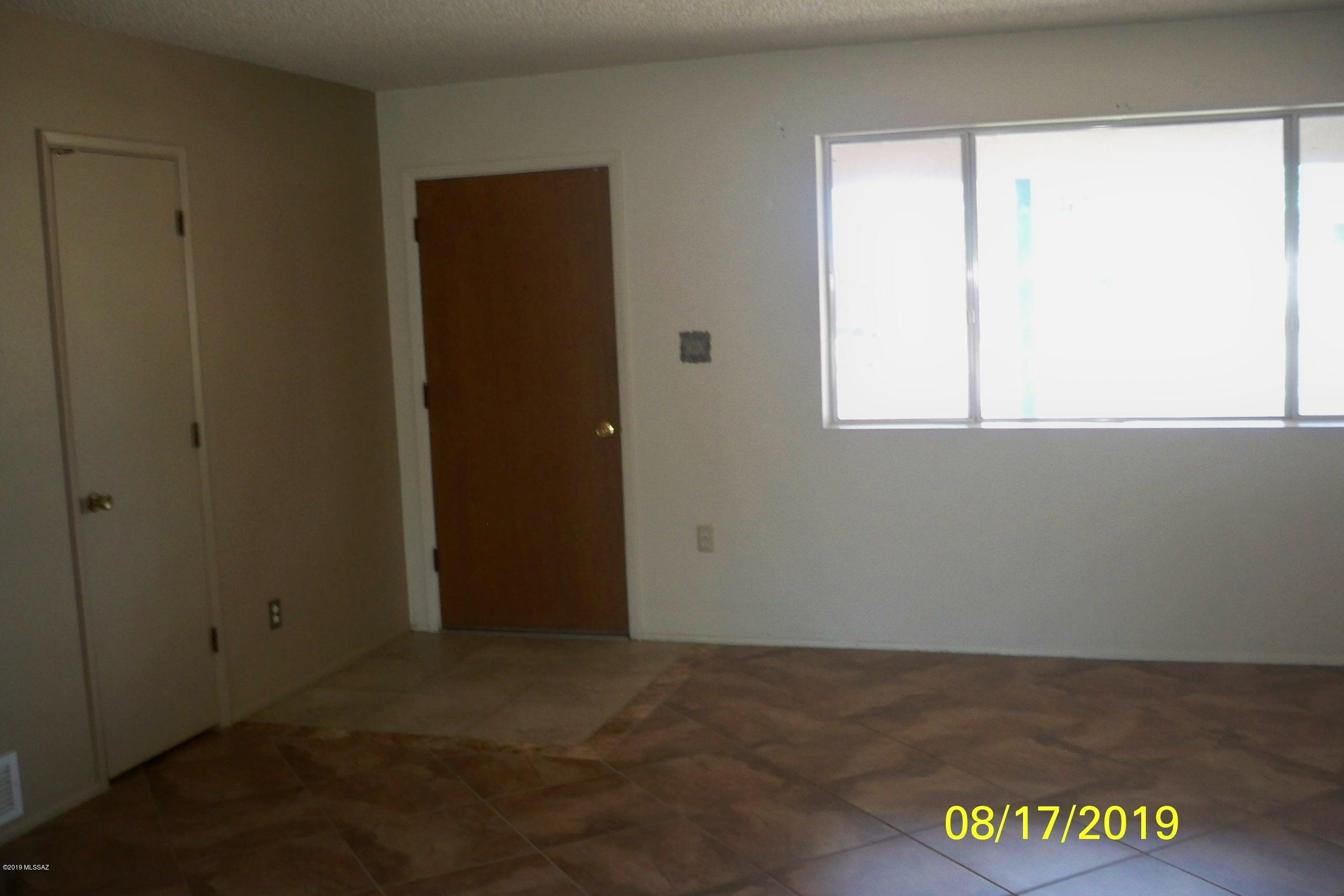 Oracle Village Estates - Residential