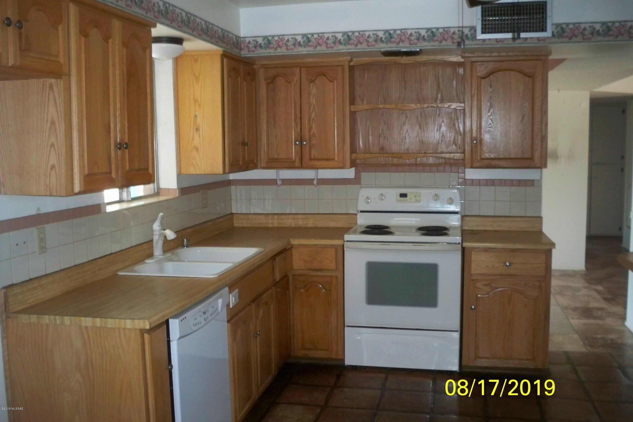 Oracle Village Estates - Residential