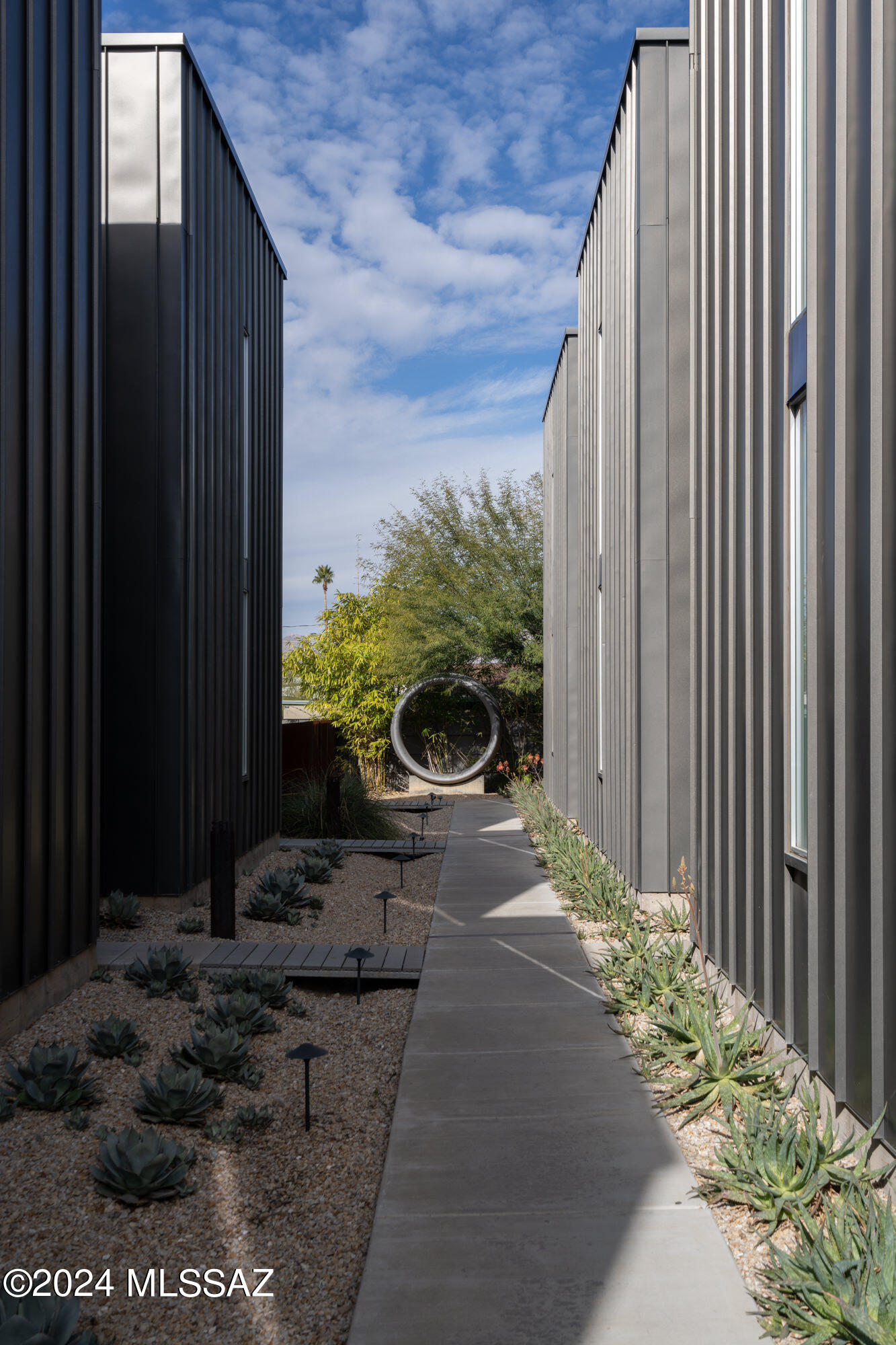 Indigo Modern - Residential