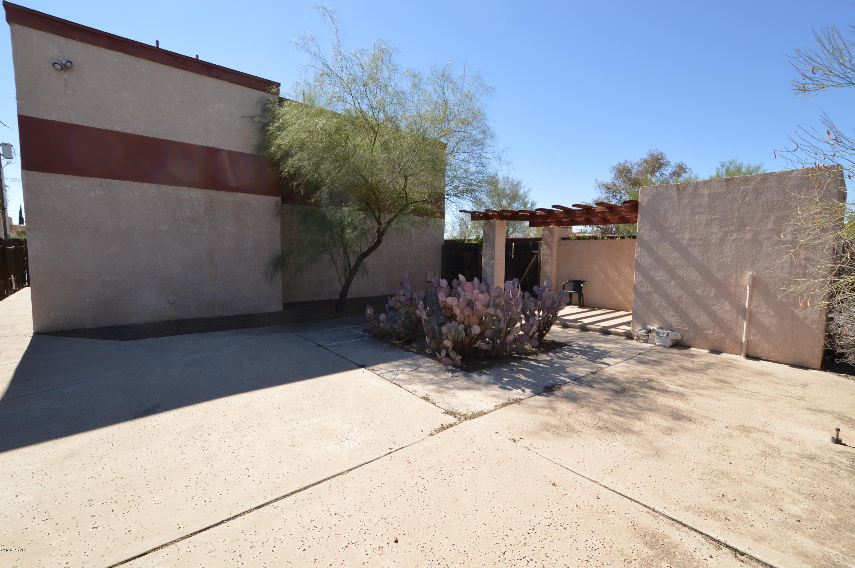 N/A - Residential Lease