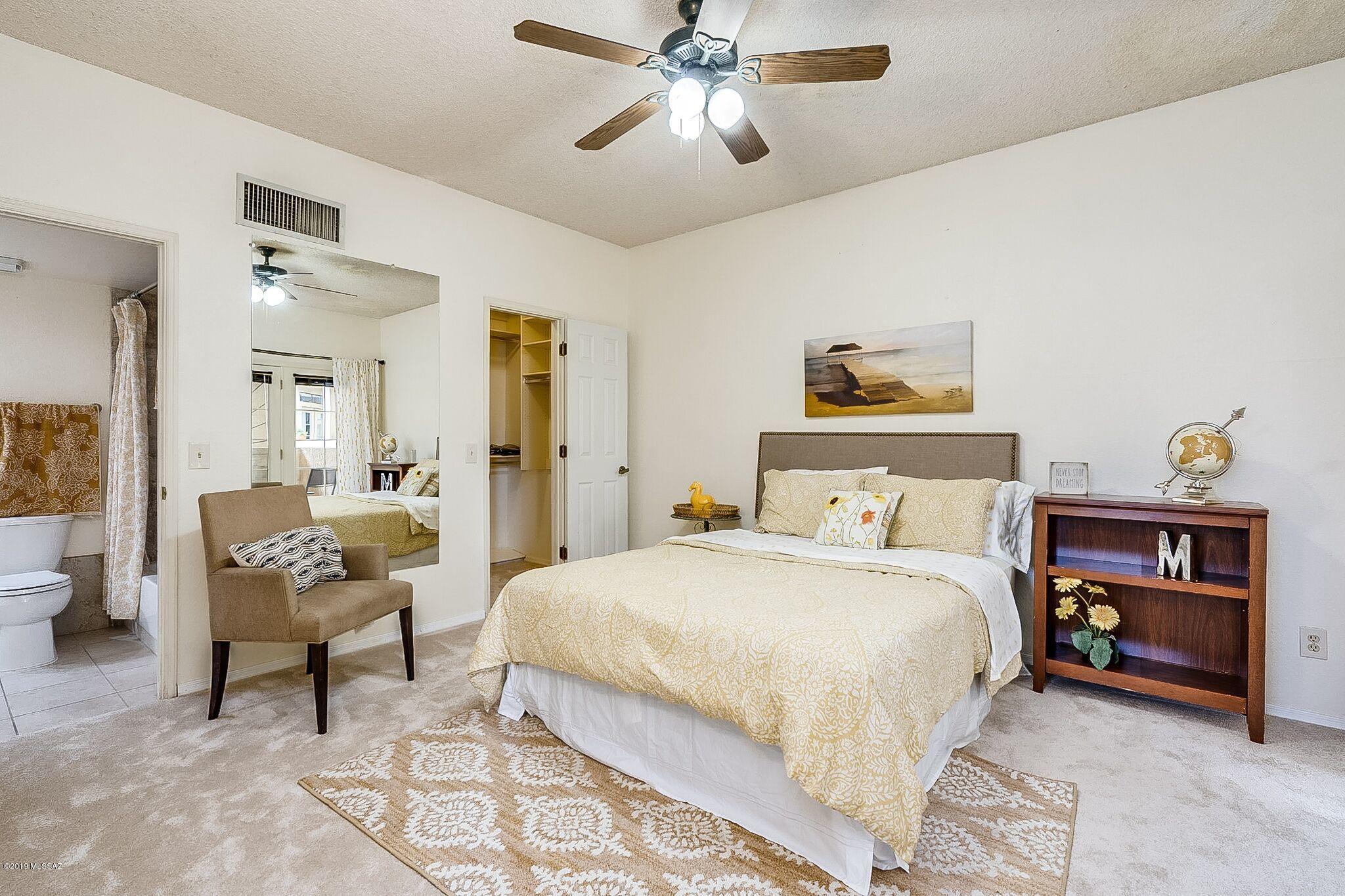 Casitas Real Condos. - Residential