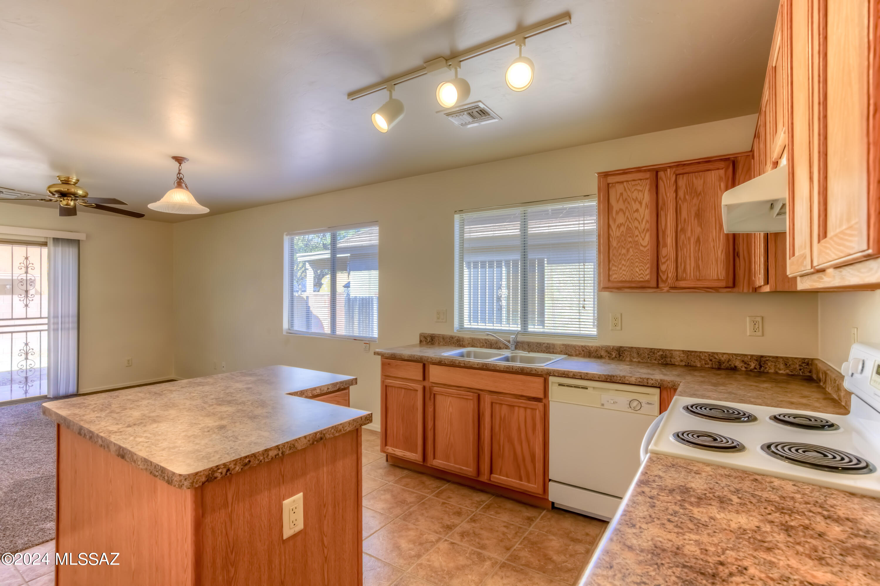 Valencia Reserve (1-326) - Residential