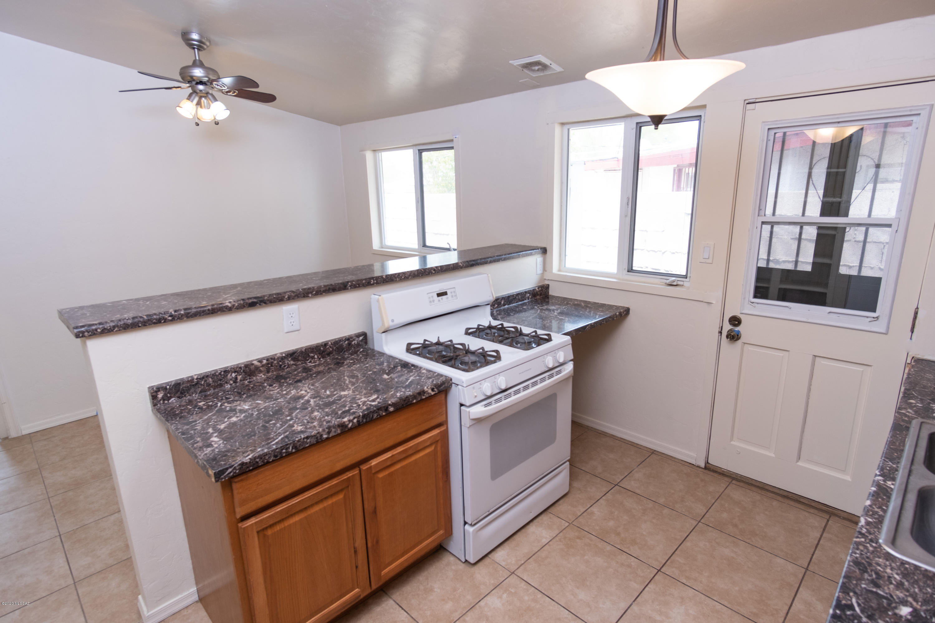 Pueblo Gardens - Residential